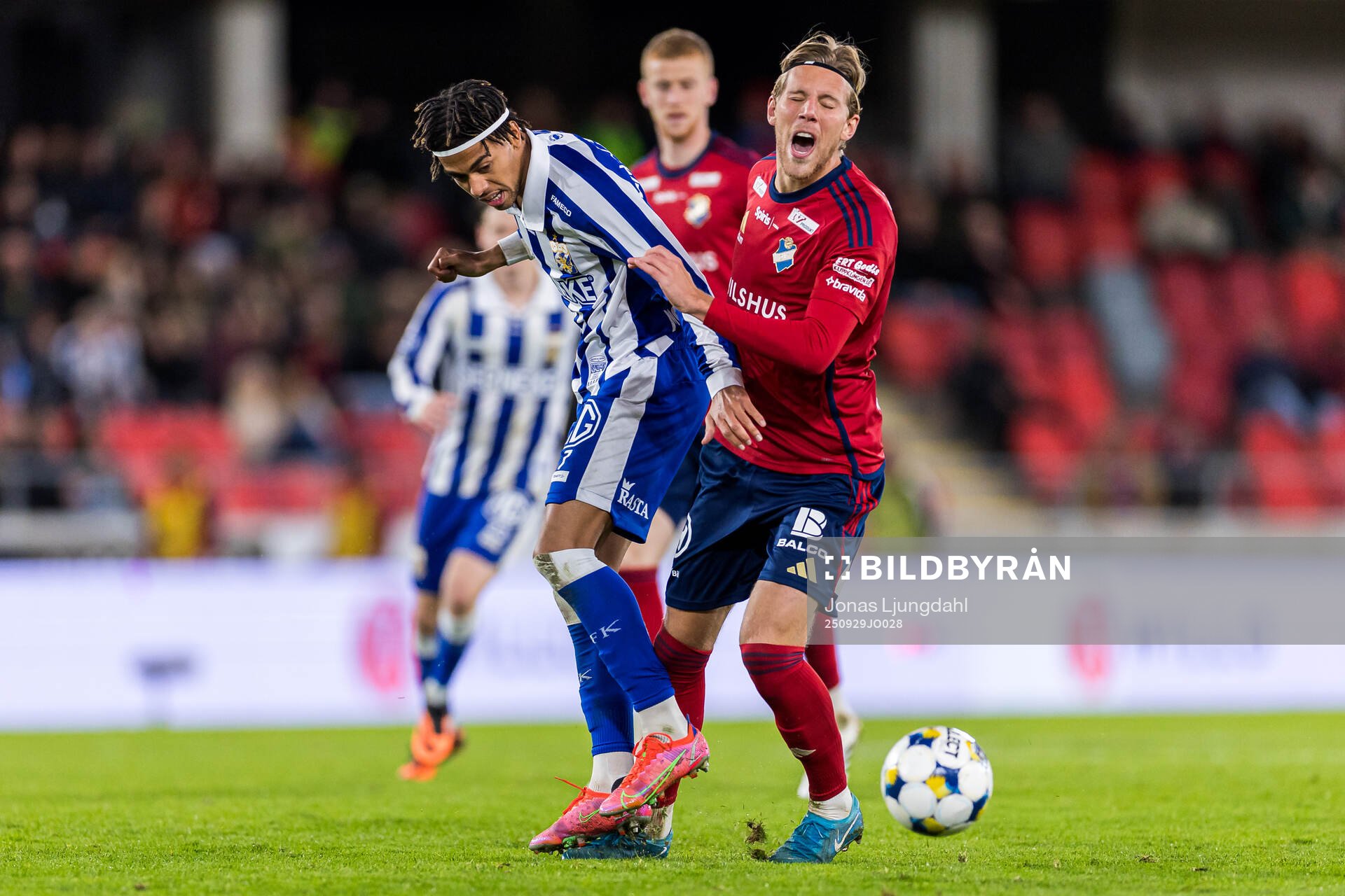 IFK Göteborgs Sebastian Clemmensen och Östers Noah
