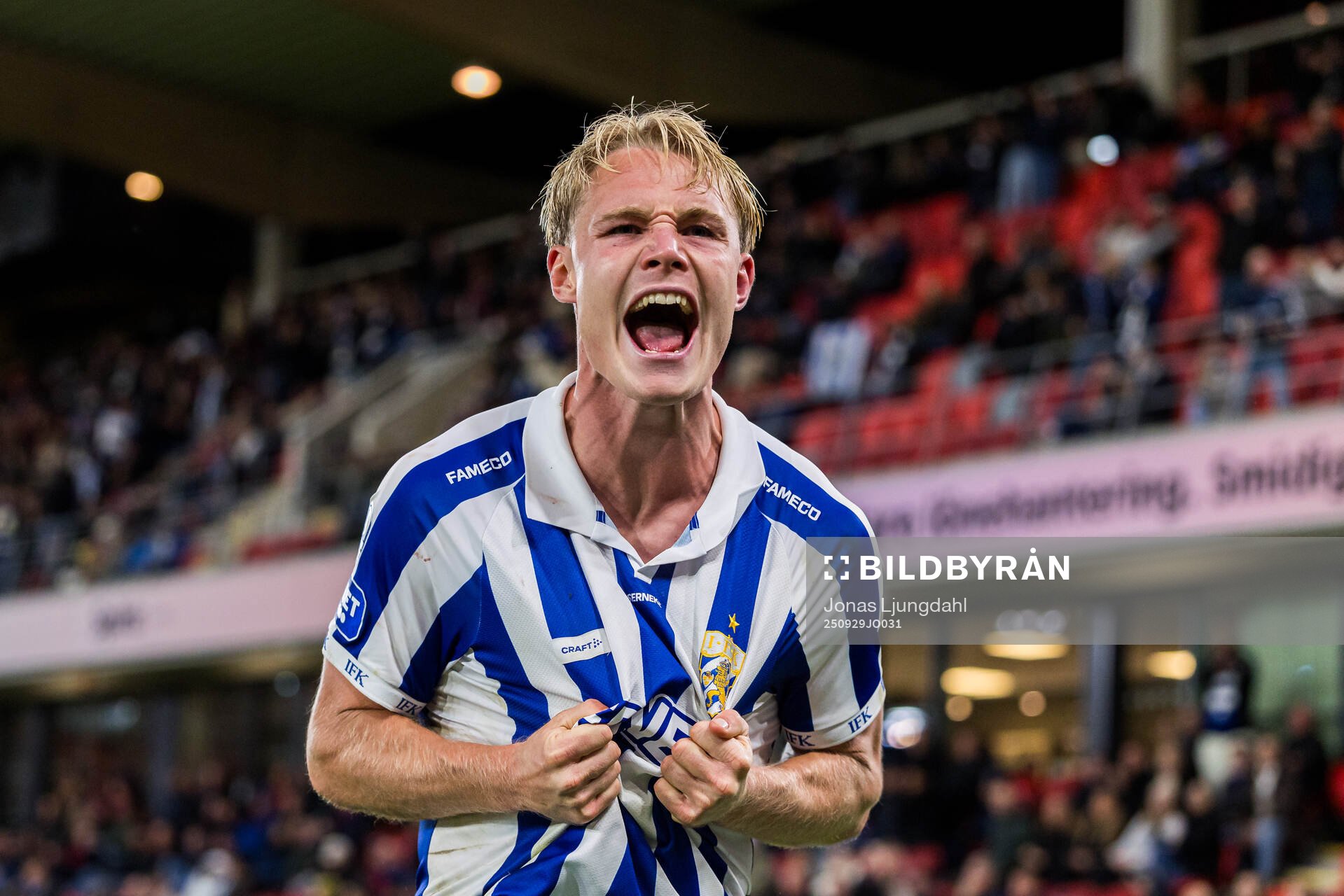 IFK Göteborgs Max Fenger jublar