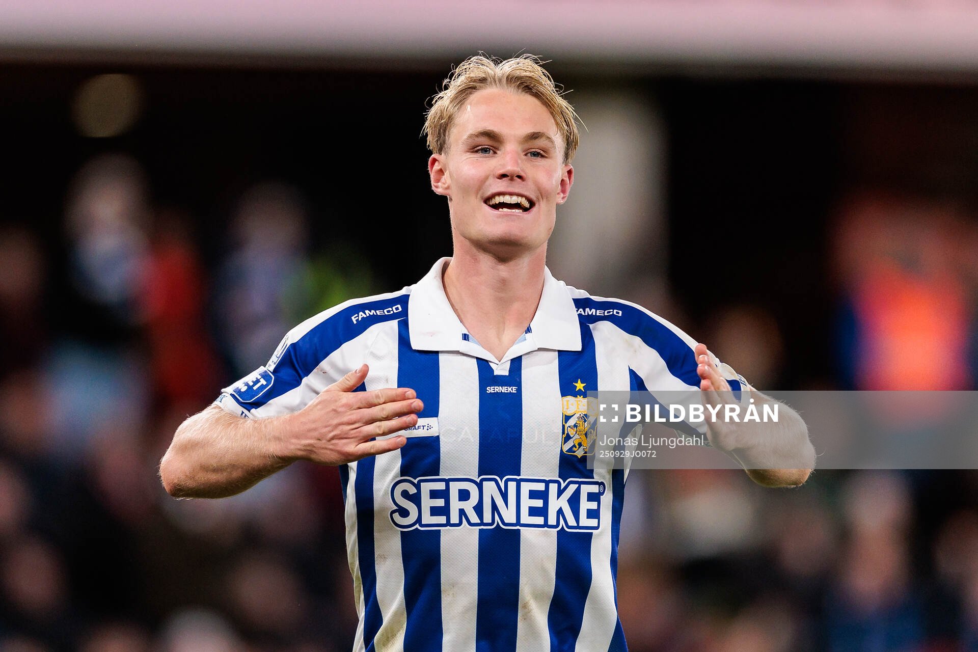 IFK Göteborgs Max Fenger jublar