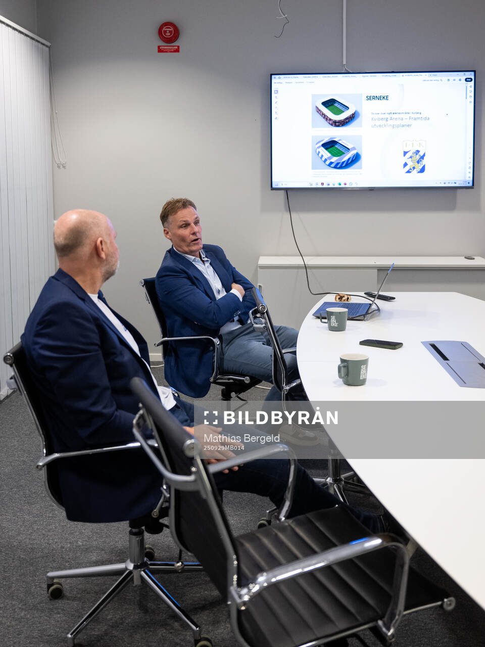 IFK Göteborgs klubbdirektör Håkan Mild och Ola Serneke,