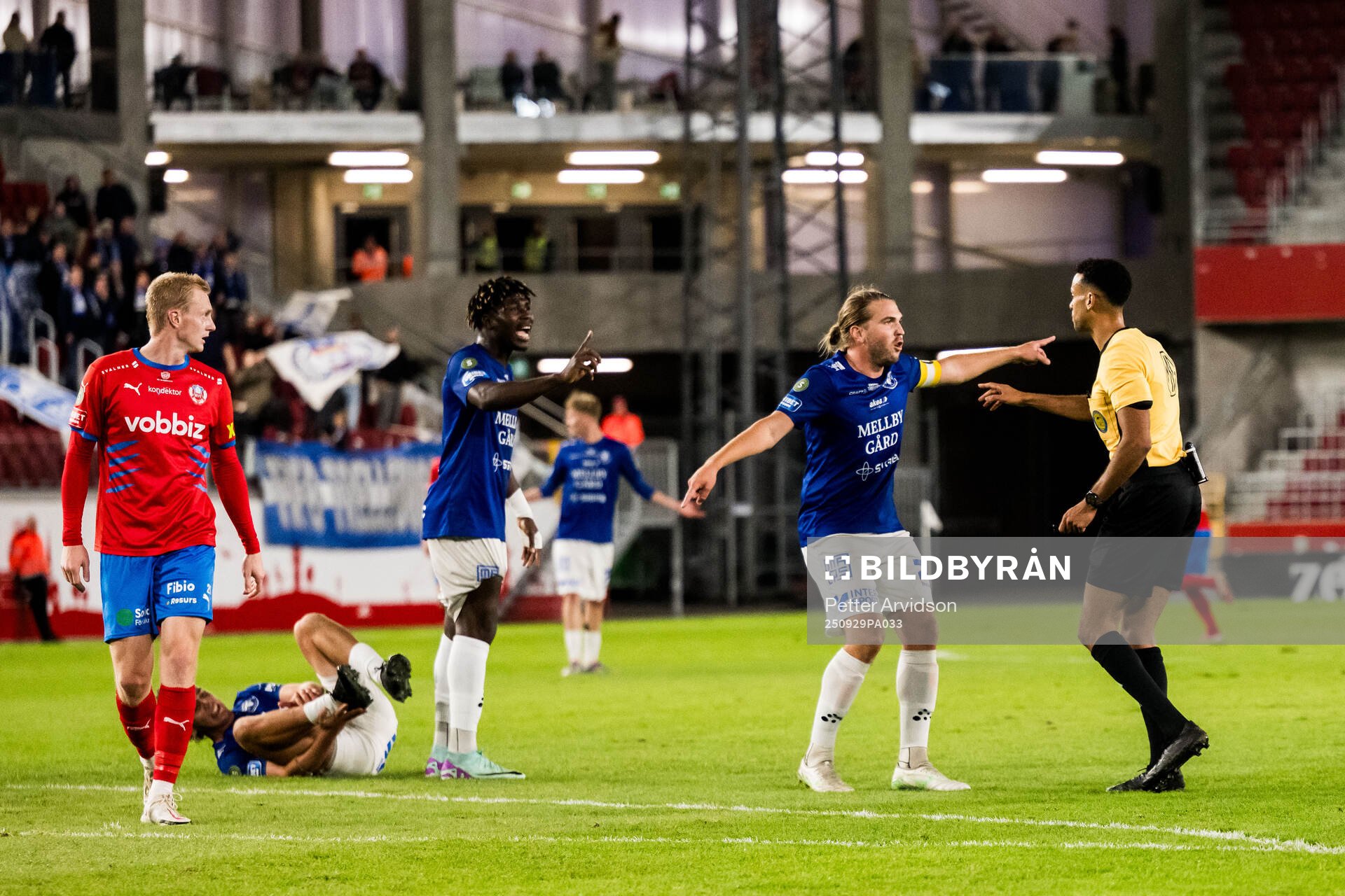 Trelleborgs Charlie Weberg och Domare Farouk nehdi