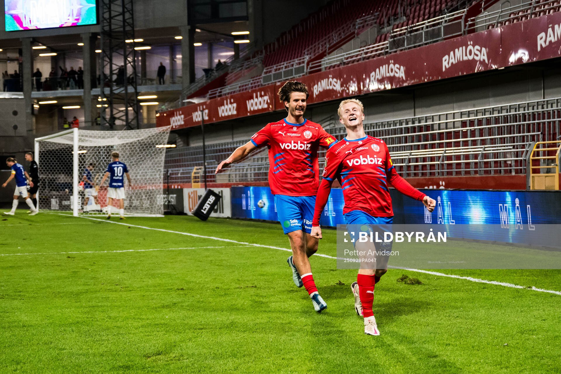 Helsingborgs Wilhelm Loeper och Oscar Aga jublar