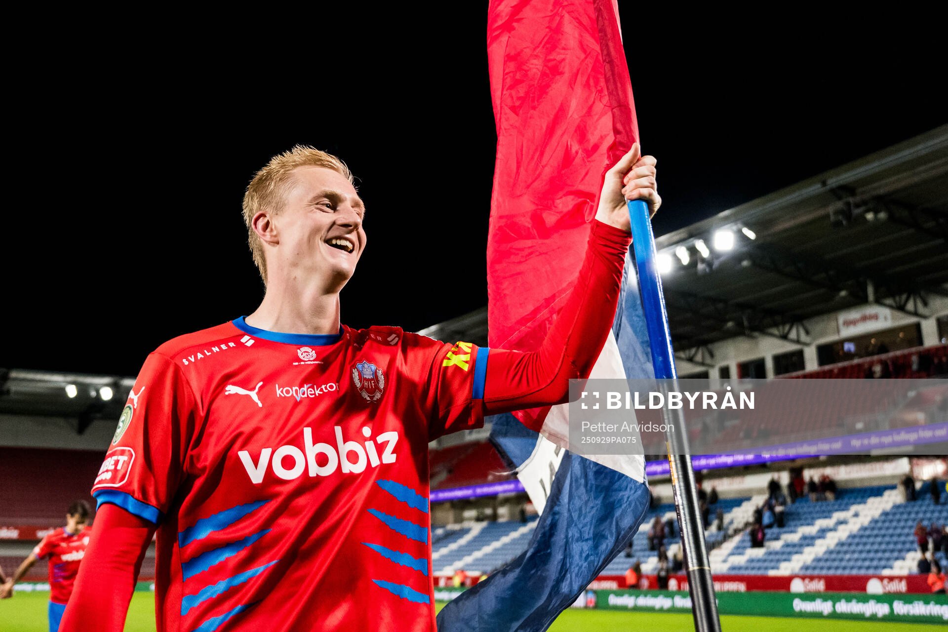 Helsingborgs Oscar Aga jublar