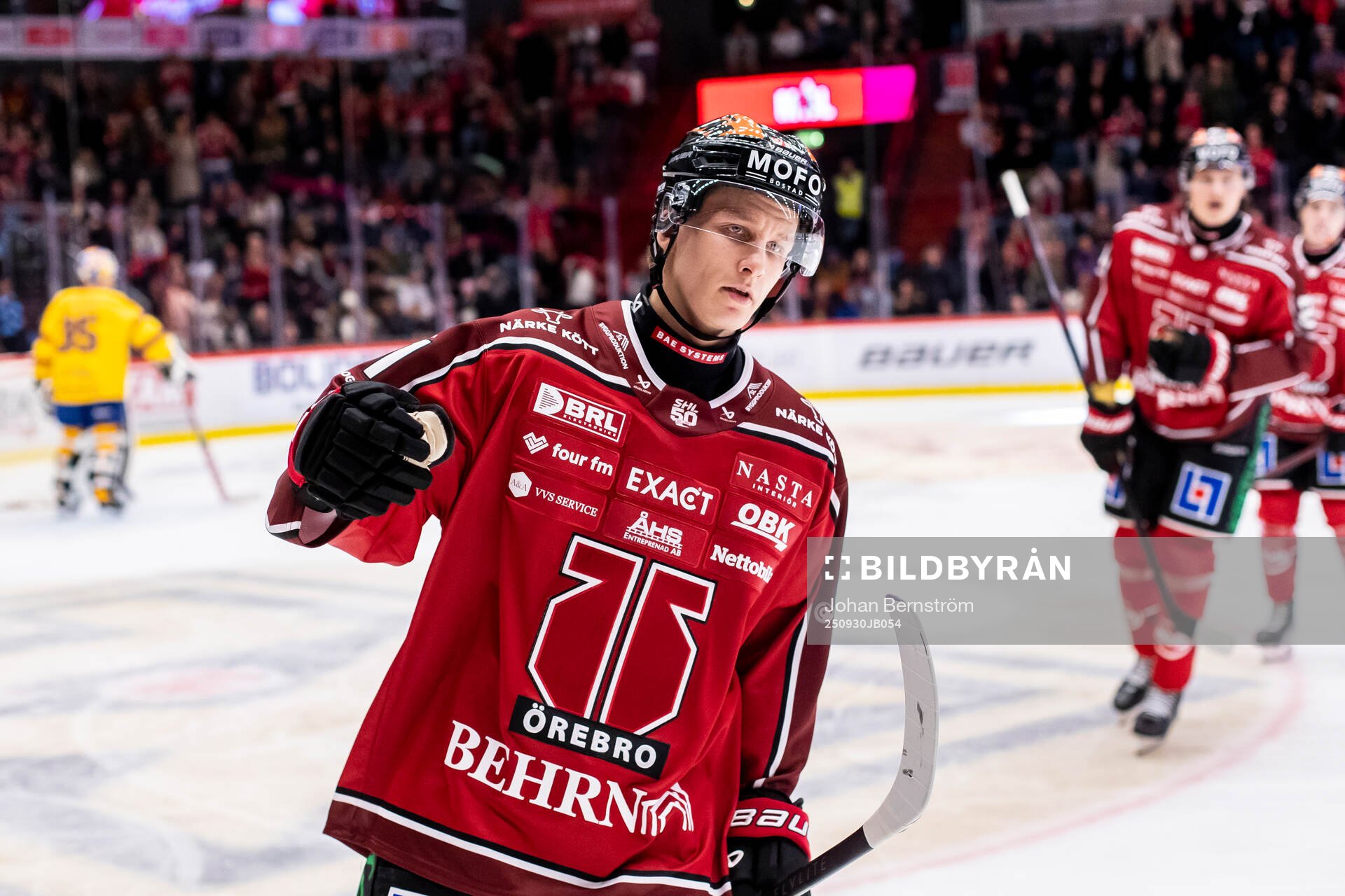 Örebros Patrik Puistola jublar vid 1-1