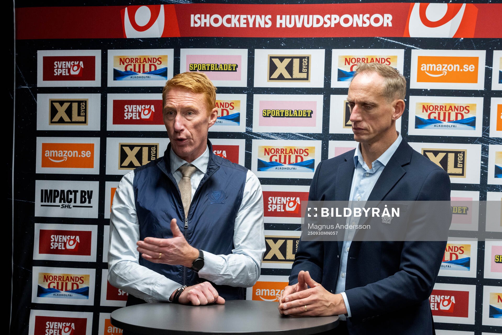 Färjestads tränare Jörgen Jönsson och Linköpings