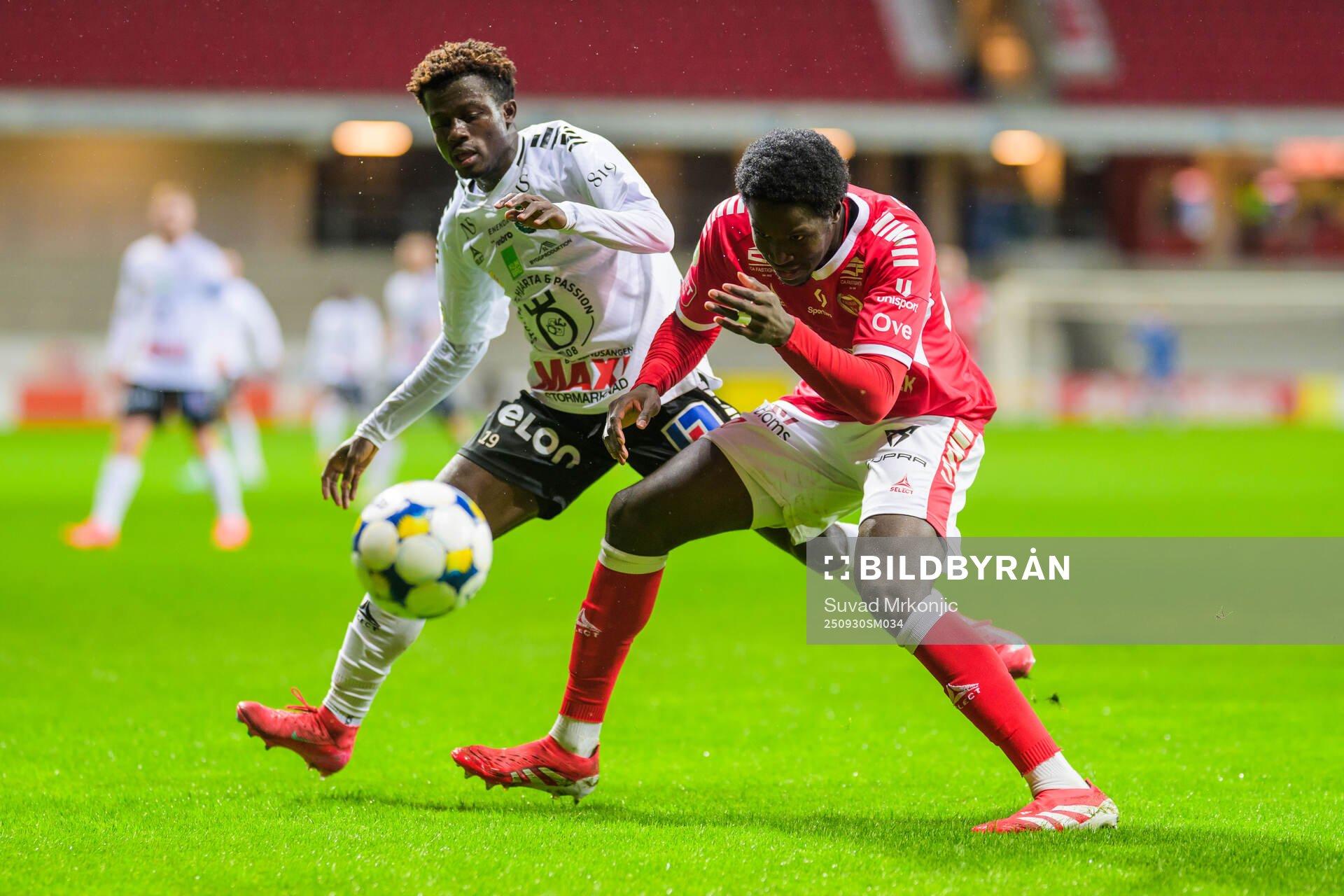 Örebros Blessing Asumang Dankwah och Kalmars Aboubacar