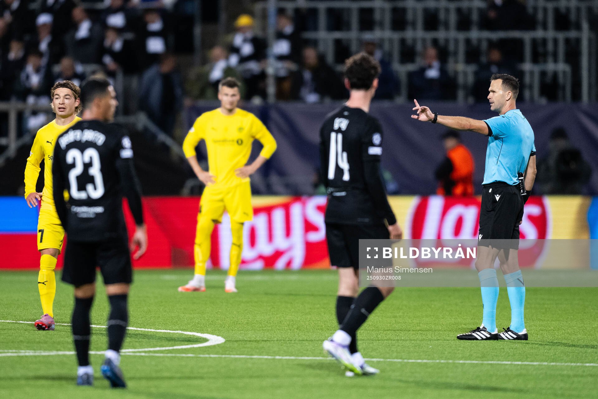 Referee Ivan Kruzliak