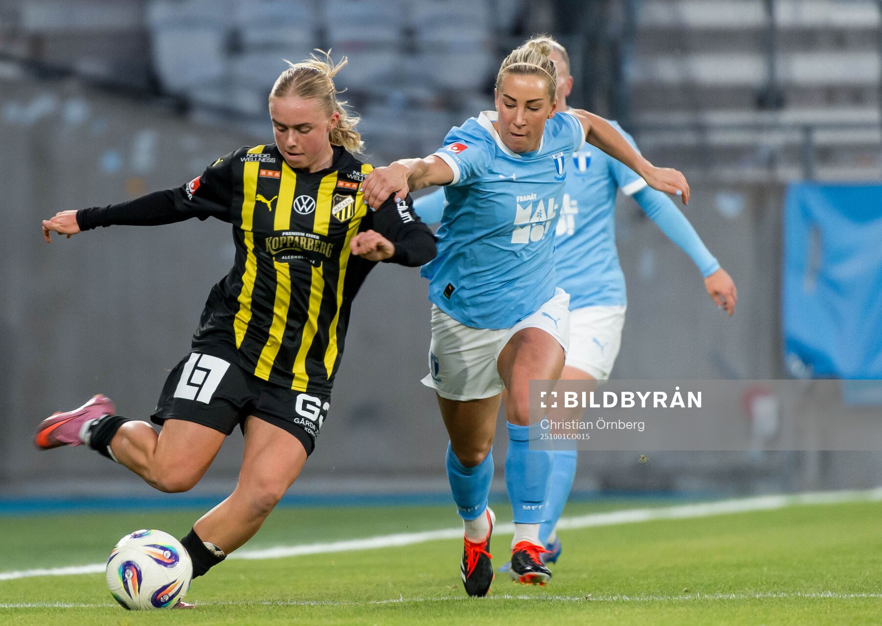 Häckens Pernille Sanvig och Malmö FFs Mia Persson