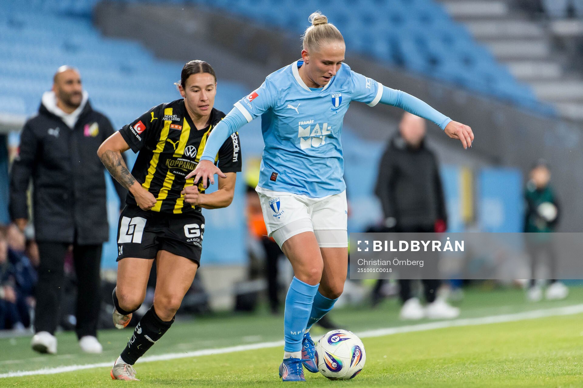 Häckens Tabby Tindell och Malmö FFs Tuva Skoog