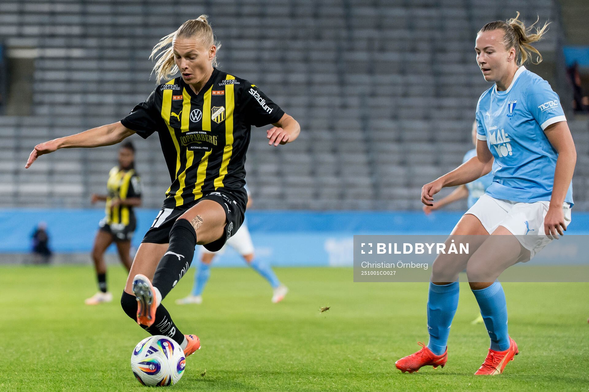Häckens Stine Sandbech och Malmö FFs Sara Kanutte
