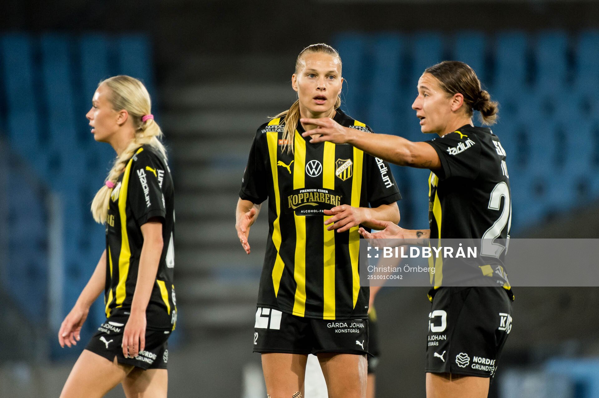 Häckens Stine Sandbech och Tabby Tindell deppar