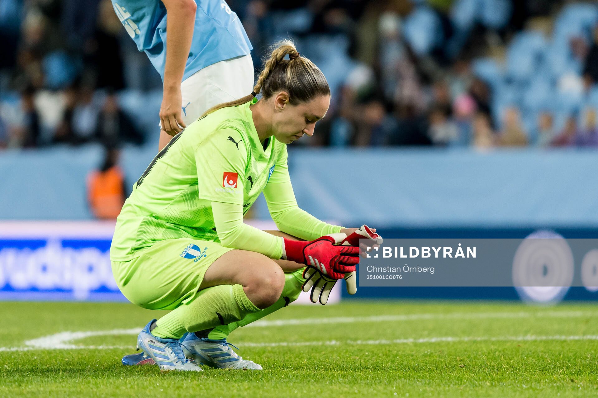 Malmö FFs målvakt Moa Öhman deppar