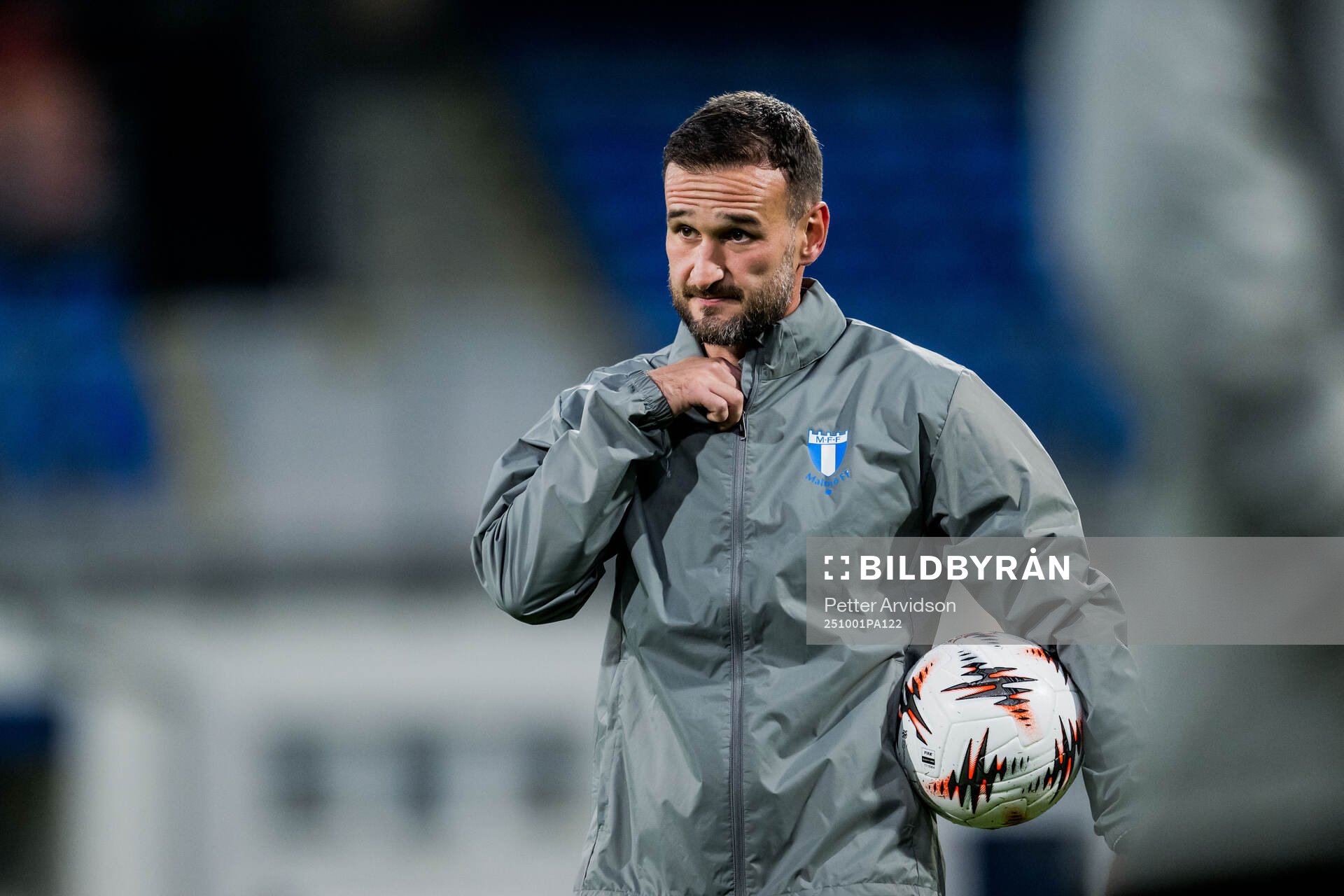 Head coach Anes Mravac