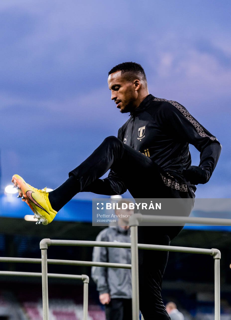 Martin Olsson