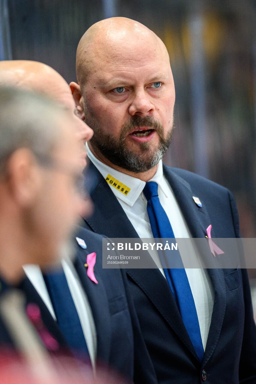Timrås assisterande tränare Daniel Karlunden