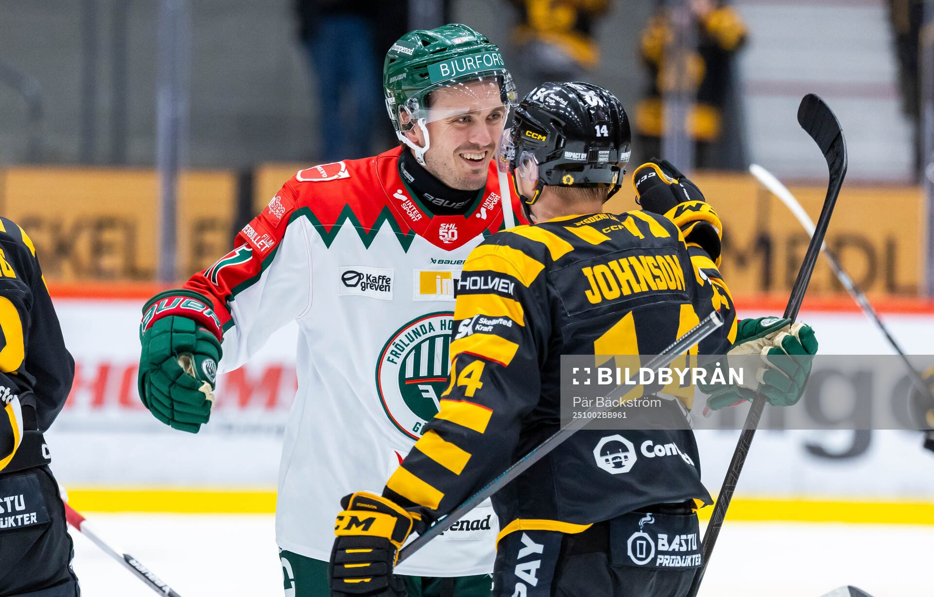 Frölundas Max Lindholm och Skellefteås Andreas Johnson