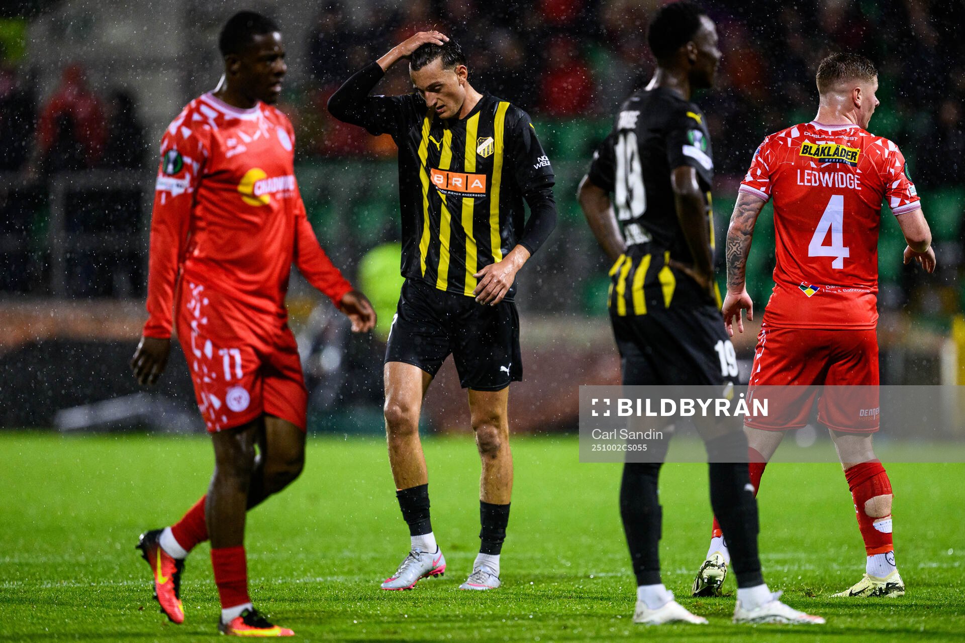 Silas Andersen of Häcken looks dejected
