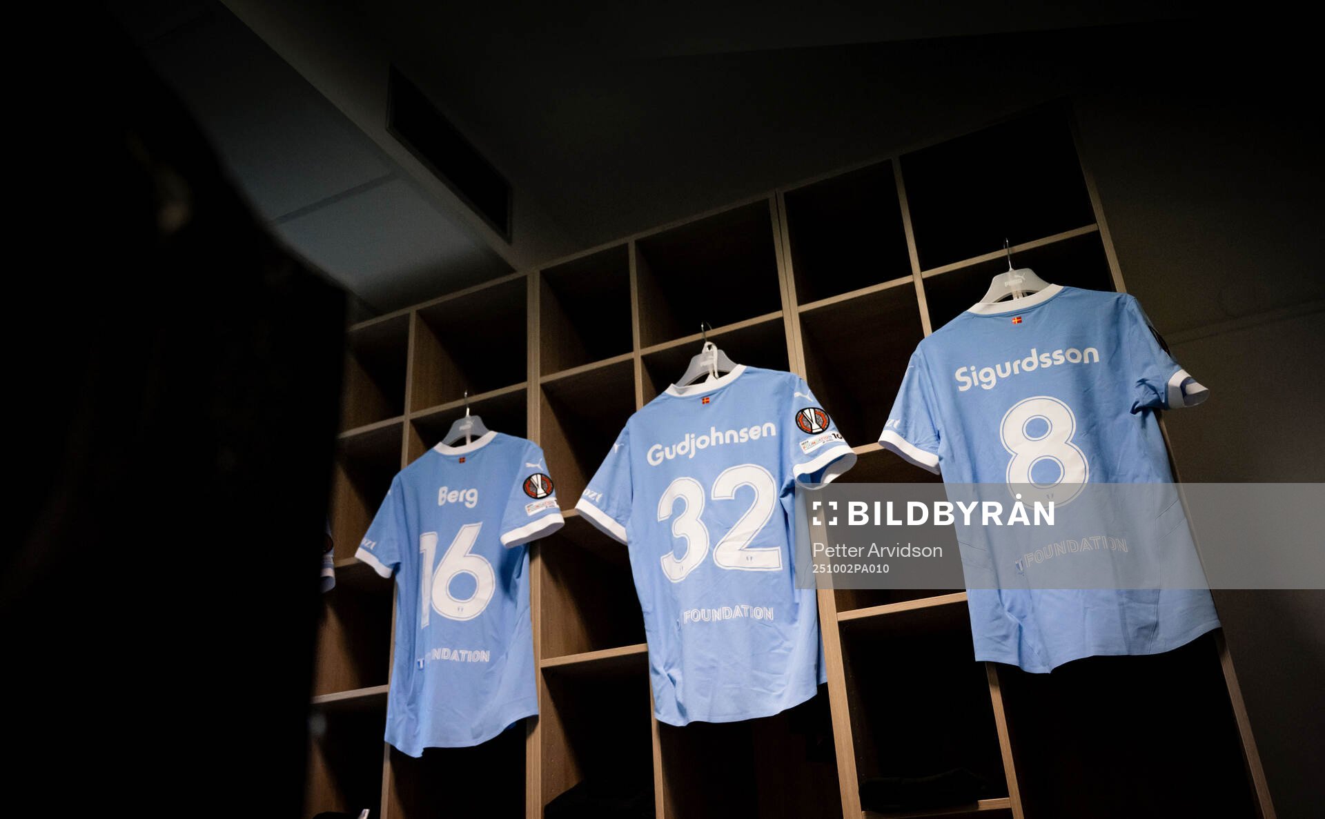 The kits of Oliver Berg, Daniel Gudjohnsen and Arnor