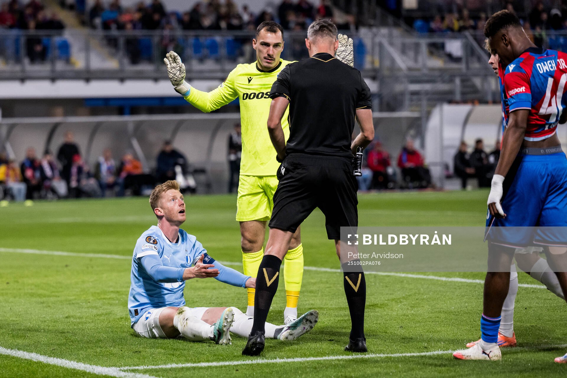 Anders Christiansen of Malmö FF looks dejected