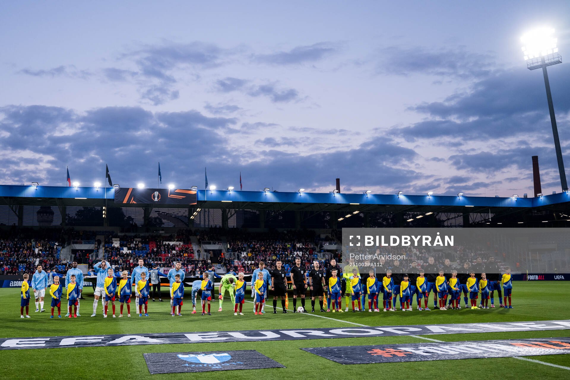Players of Malmö FF and of Viktoria Plzen