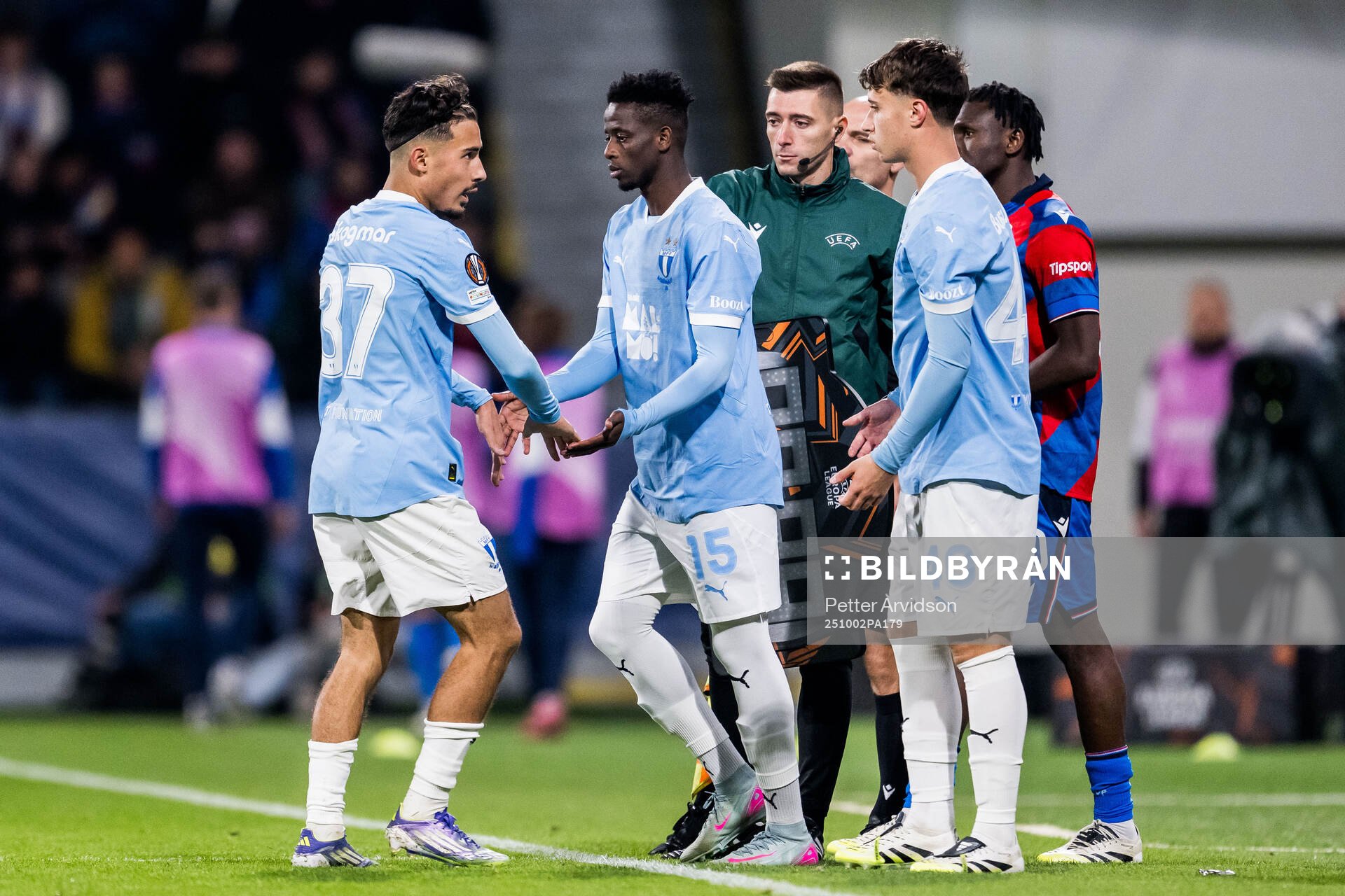 Adrian Skogmar and Salifou Soumah of Malmö FF
