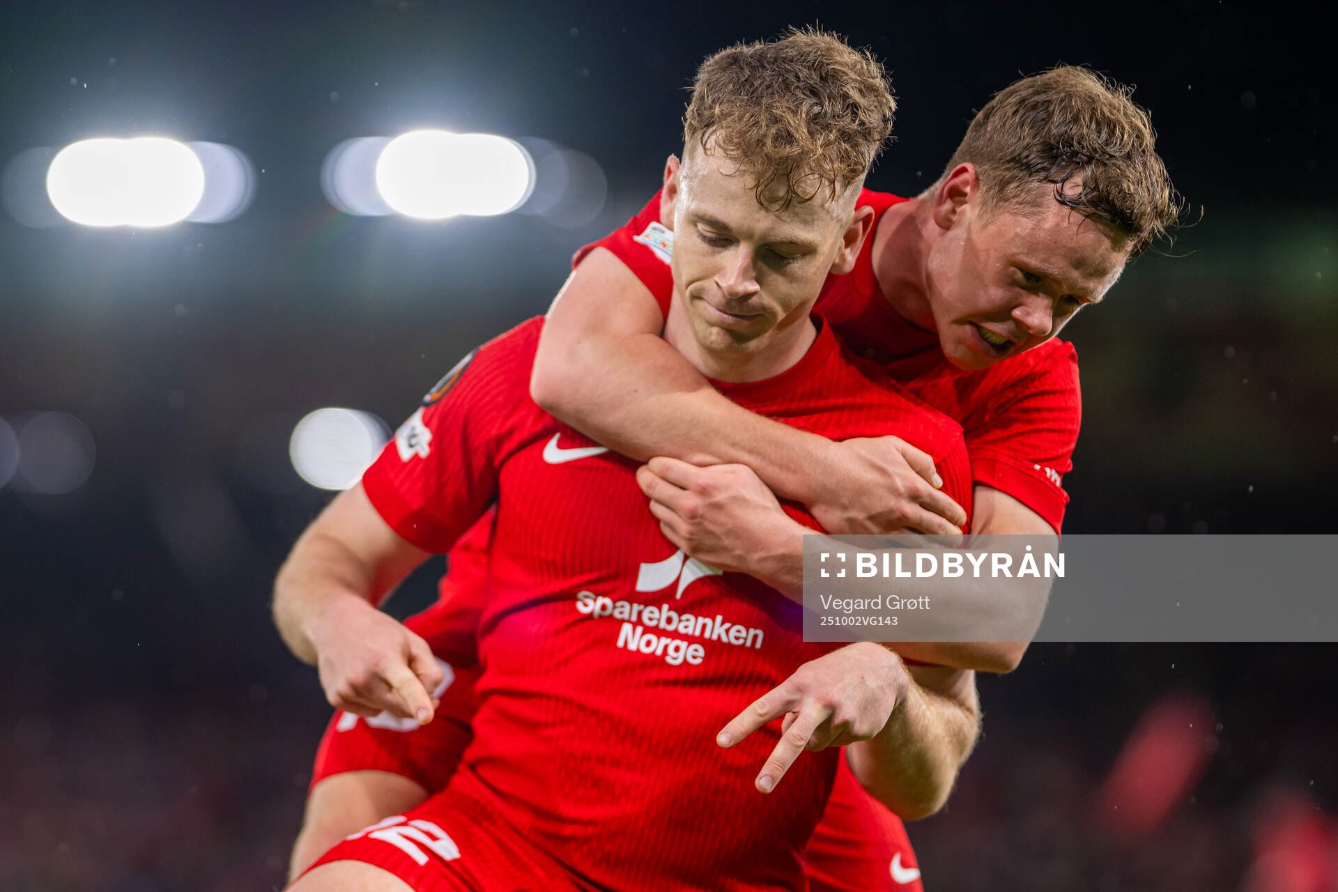Sævar Atli Magnusson of Brann celebrates with teammate