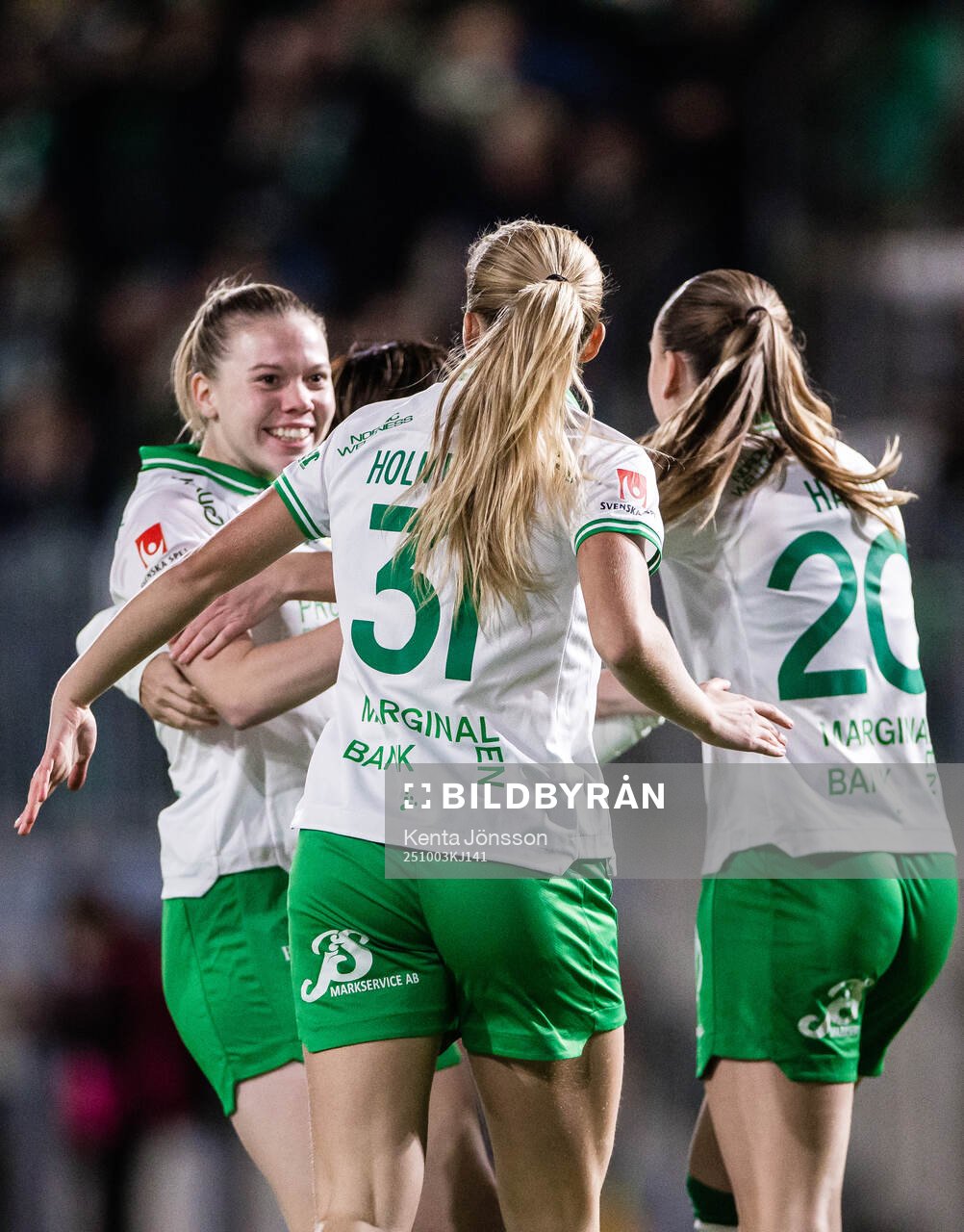 Hammarbys Bea Sprung jublar med Smilla Holmberg och Vilde