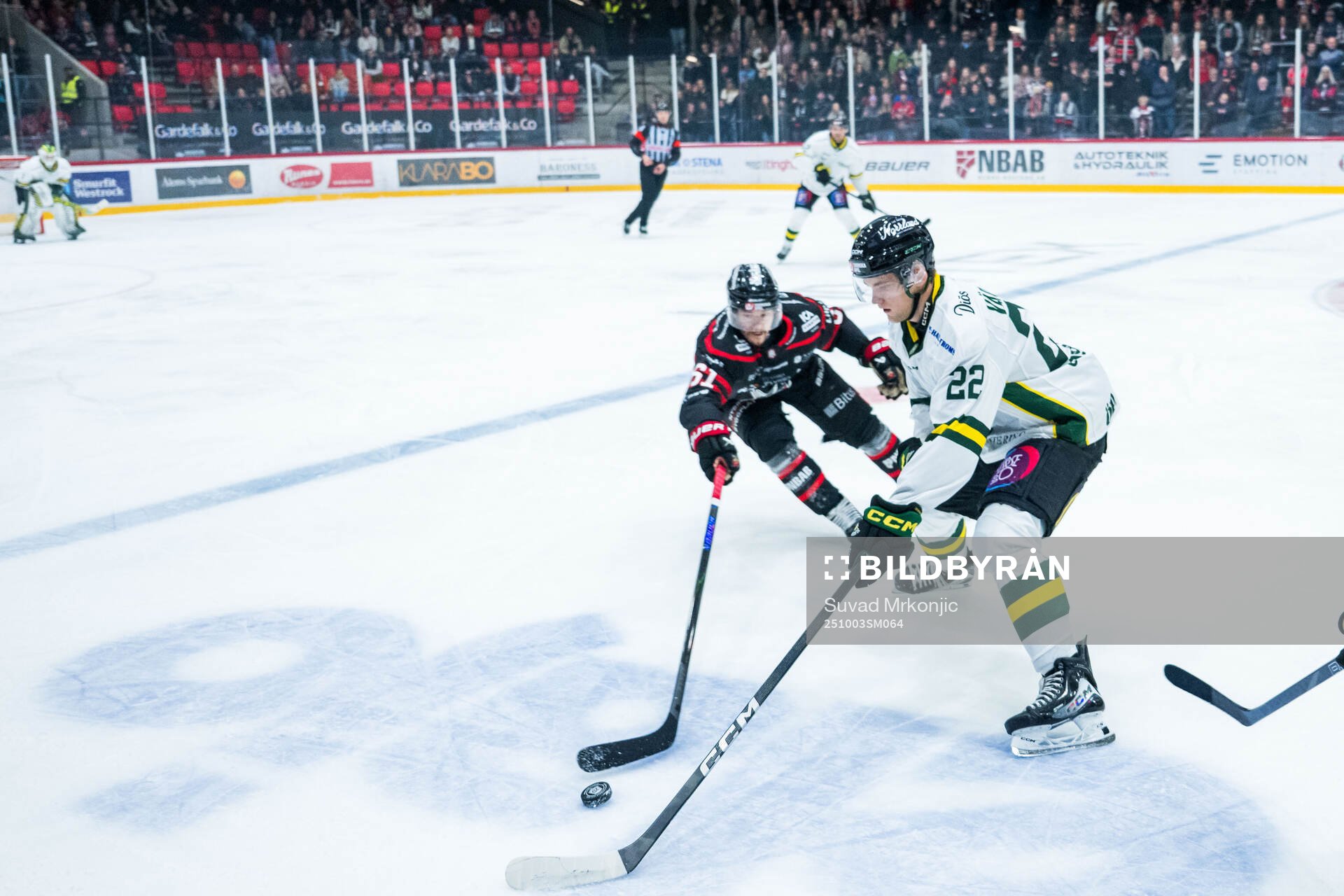 Nybros Miikka Pitkänen och Östersunds Dennis Värmhed