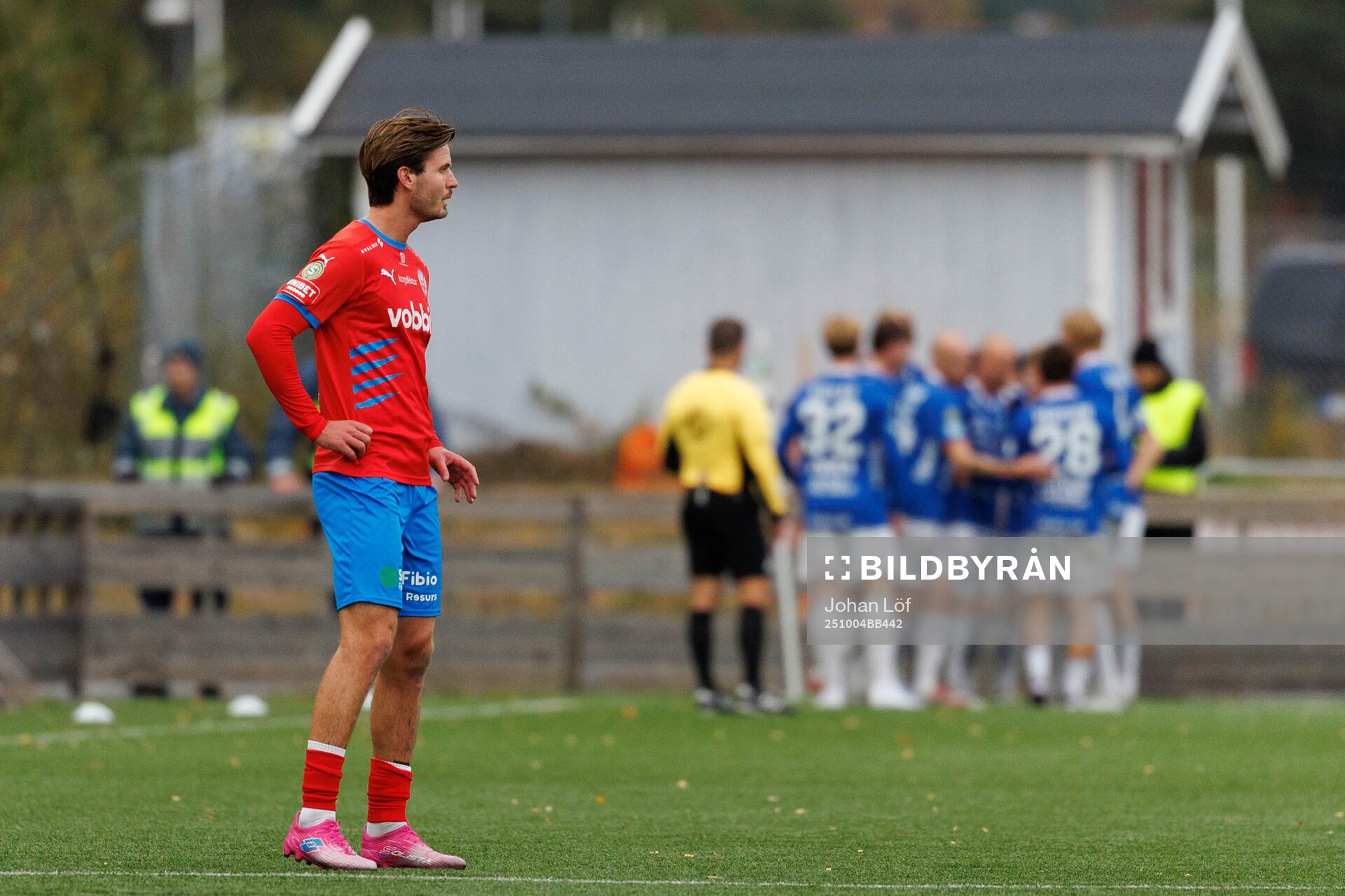 Helsingborgs Wilhelm Loeper deppar efterr Umeå FCs 1-0 mål
