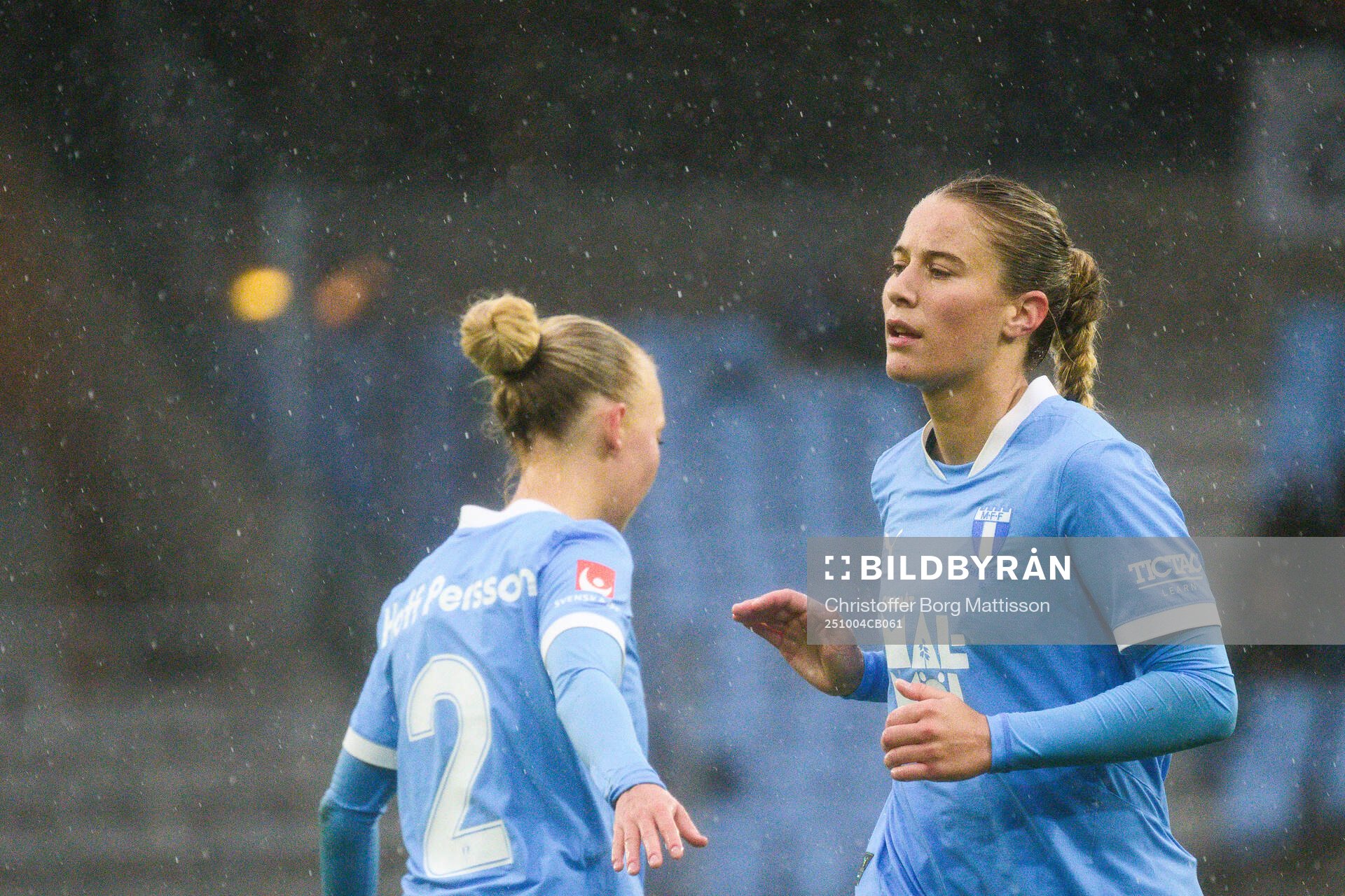 Malmö FFs Nathalie Hoff Persson och Courtney Nevin