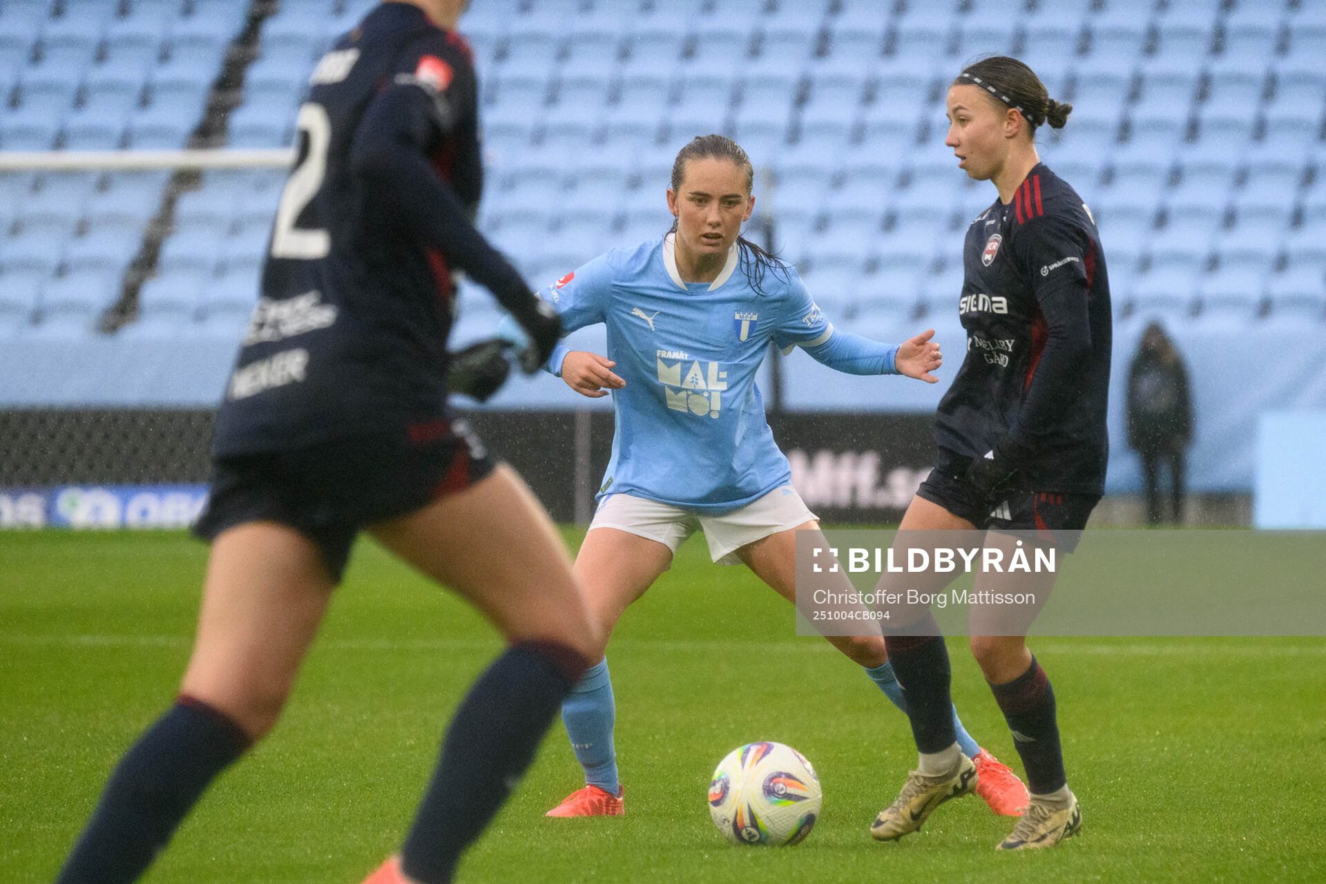 Malmö FFs Matilda Kristell och Rosengårds Anastasiya