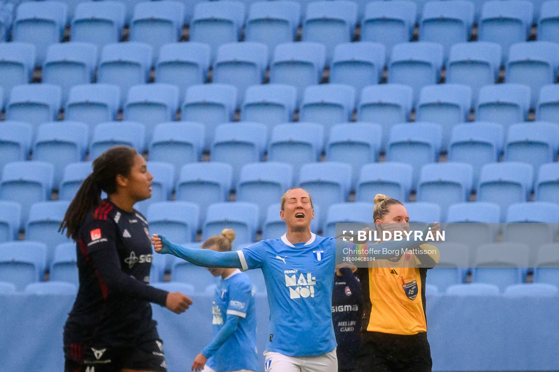 Malmö FFs Mia Persson jublar