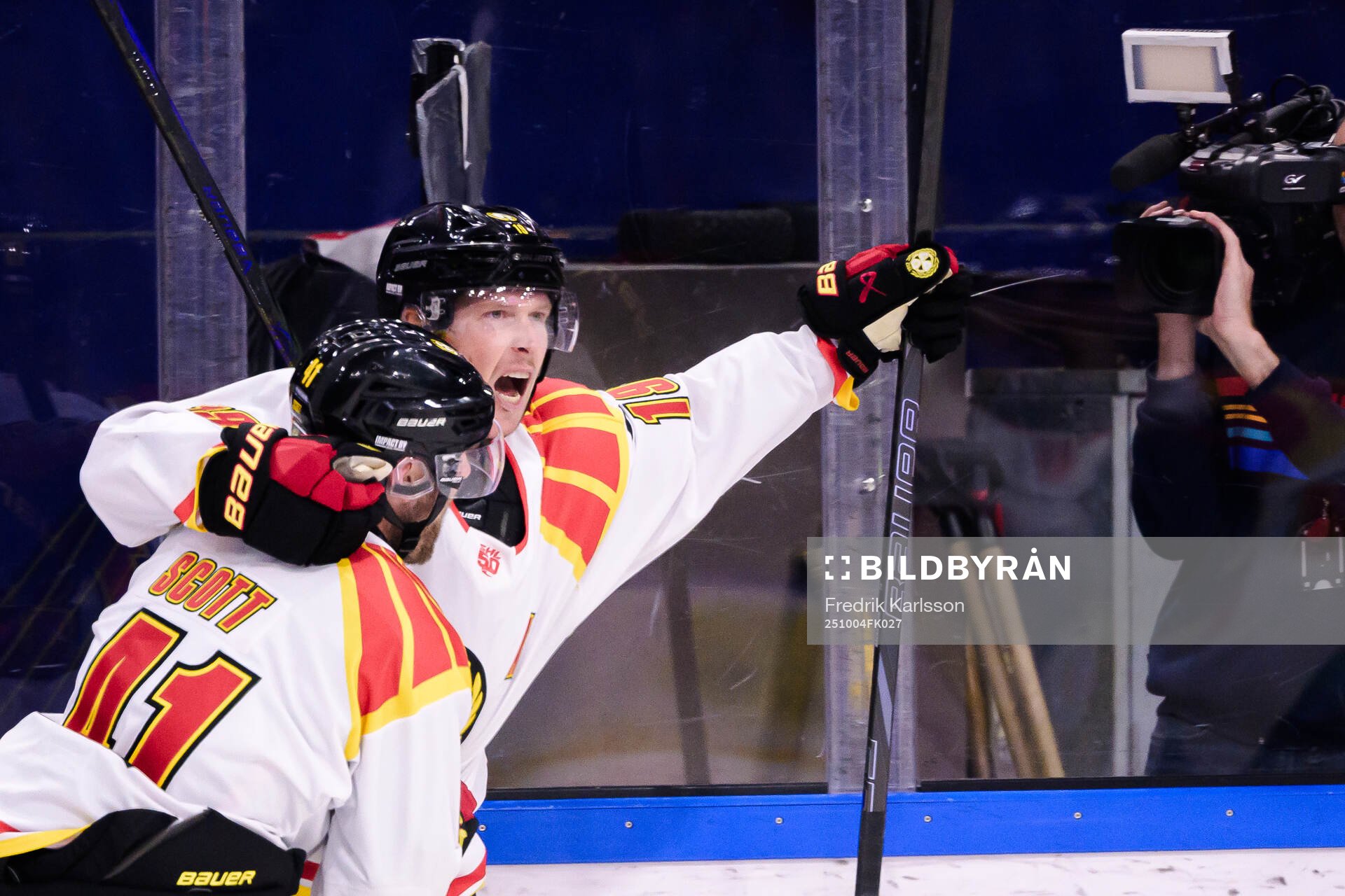 Brynäs Nicklas Bäckström jublar