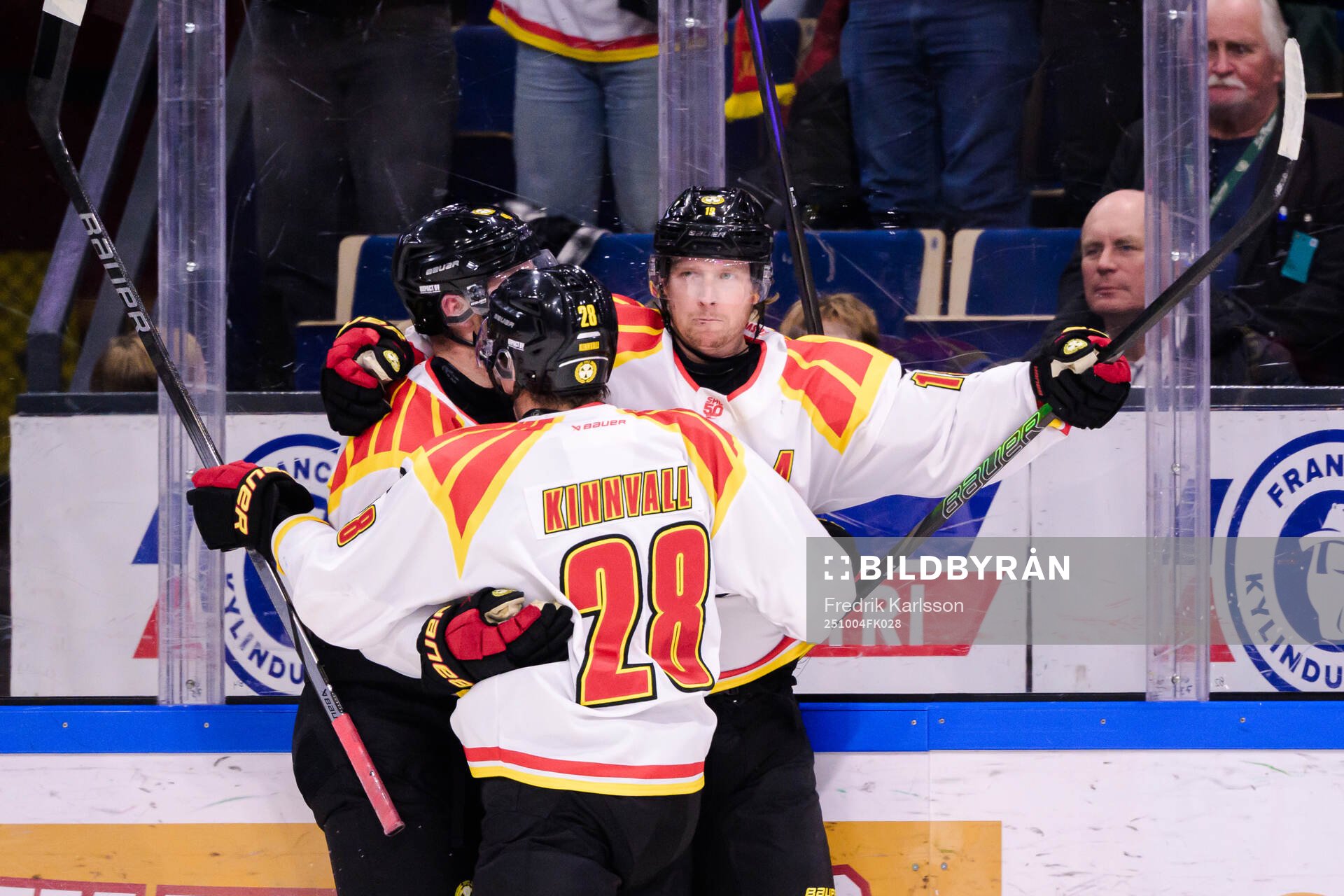 Brynäs Nicklas Bäckström jublar