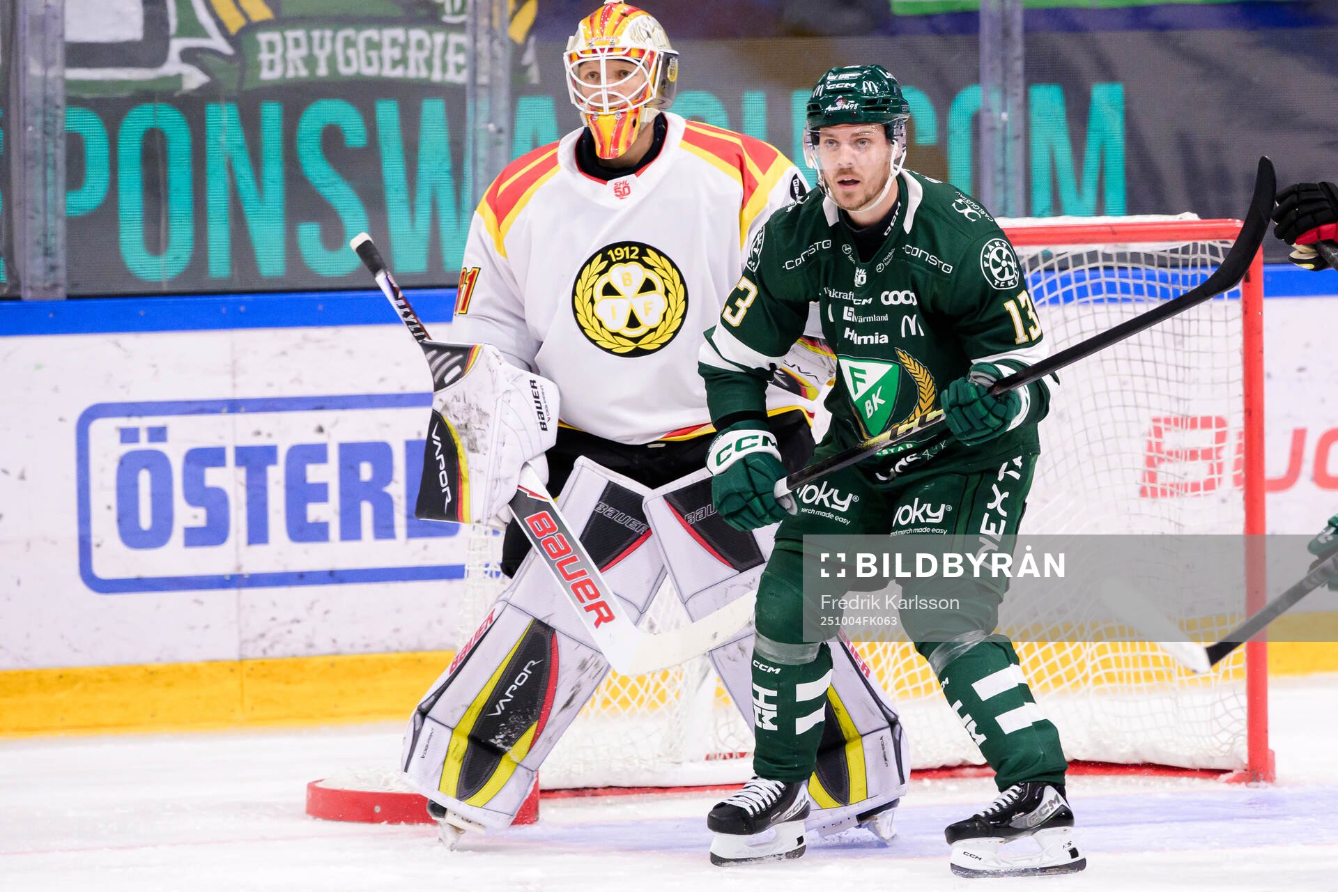 Brynäs målvakt Collin Delia och Färjestads Joel Kellman