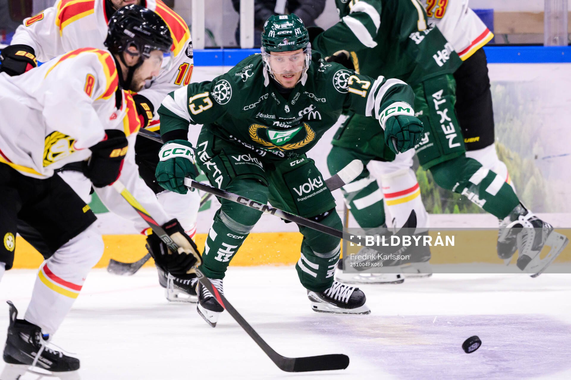 Brynäs Bobby Trivigno och Färjestads Joel Kellman