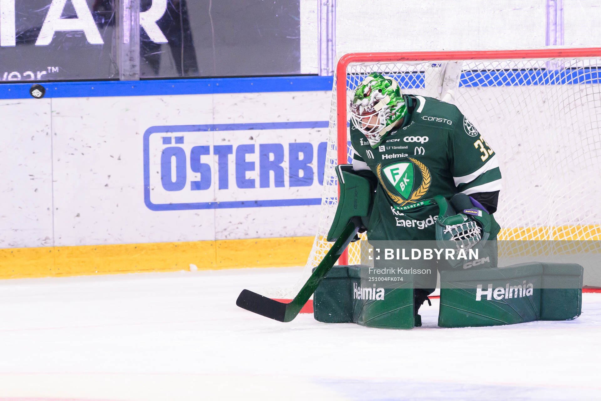 Färjestads målvakt Emil Larmi