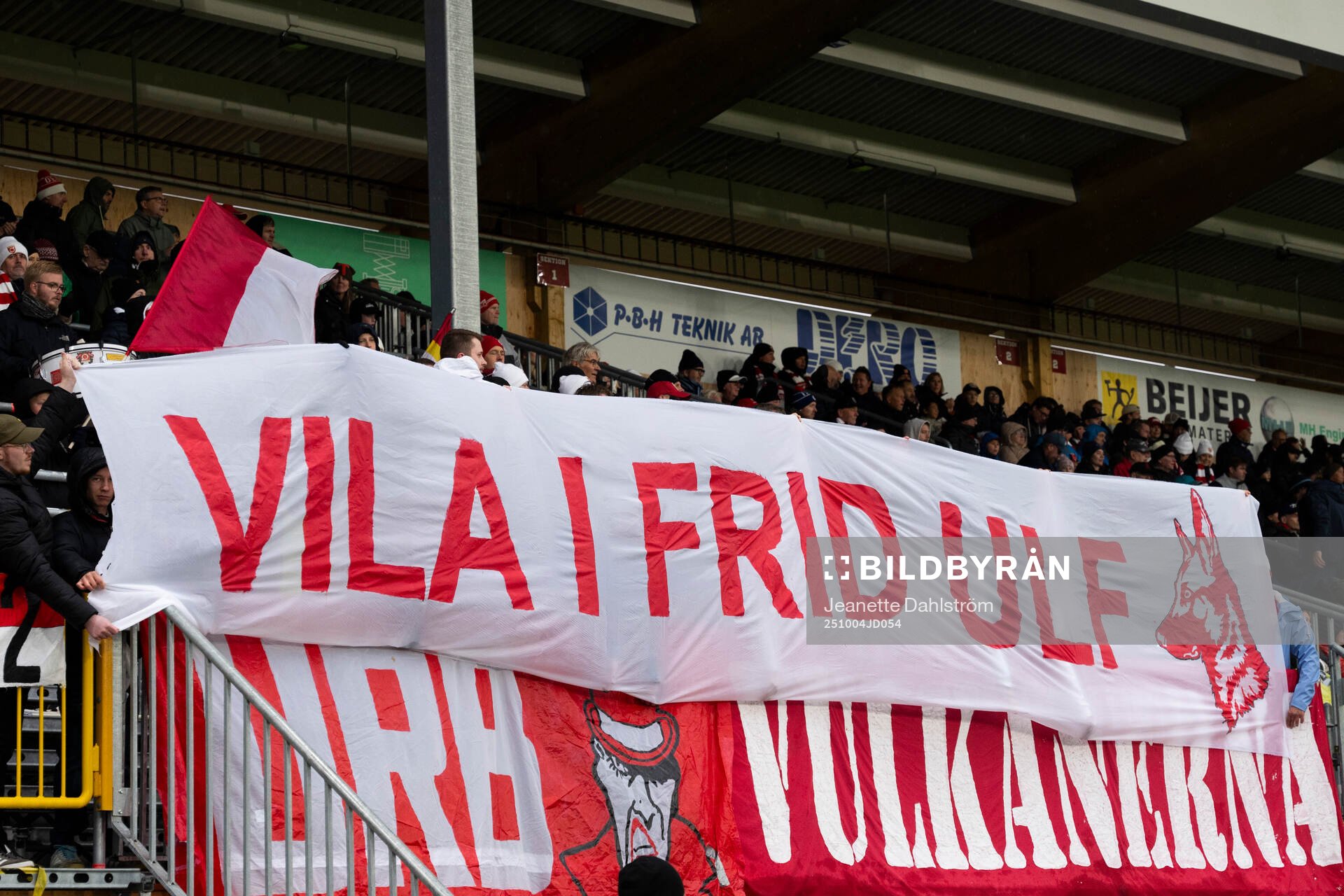 Degerfors supportar hyllar avlidne Ulf Backman, tidigare
