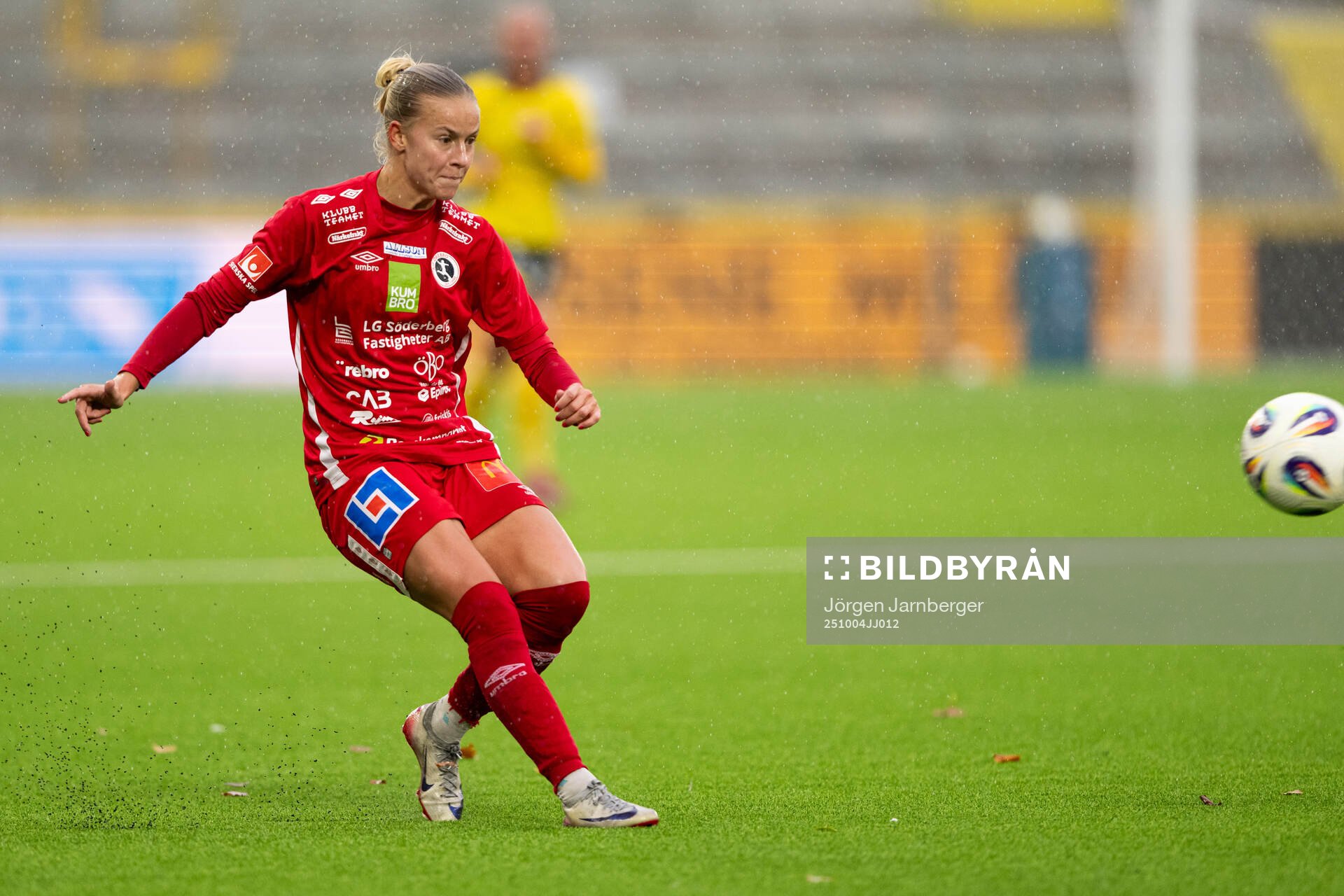 KIF Örebros Demi Pierre
