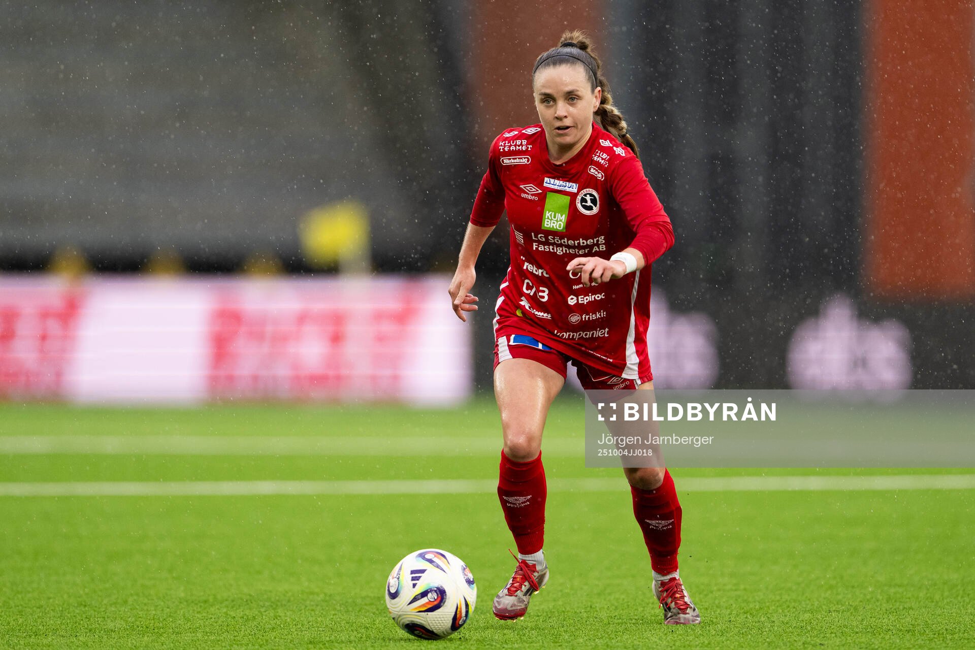KIF Örebros Ella Frost