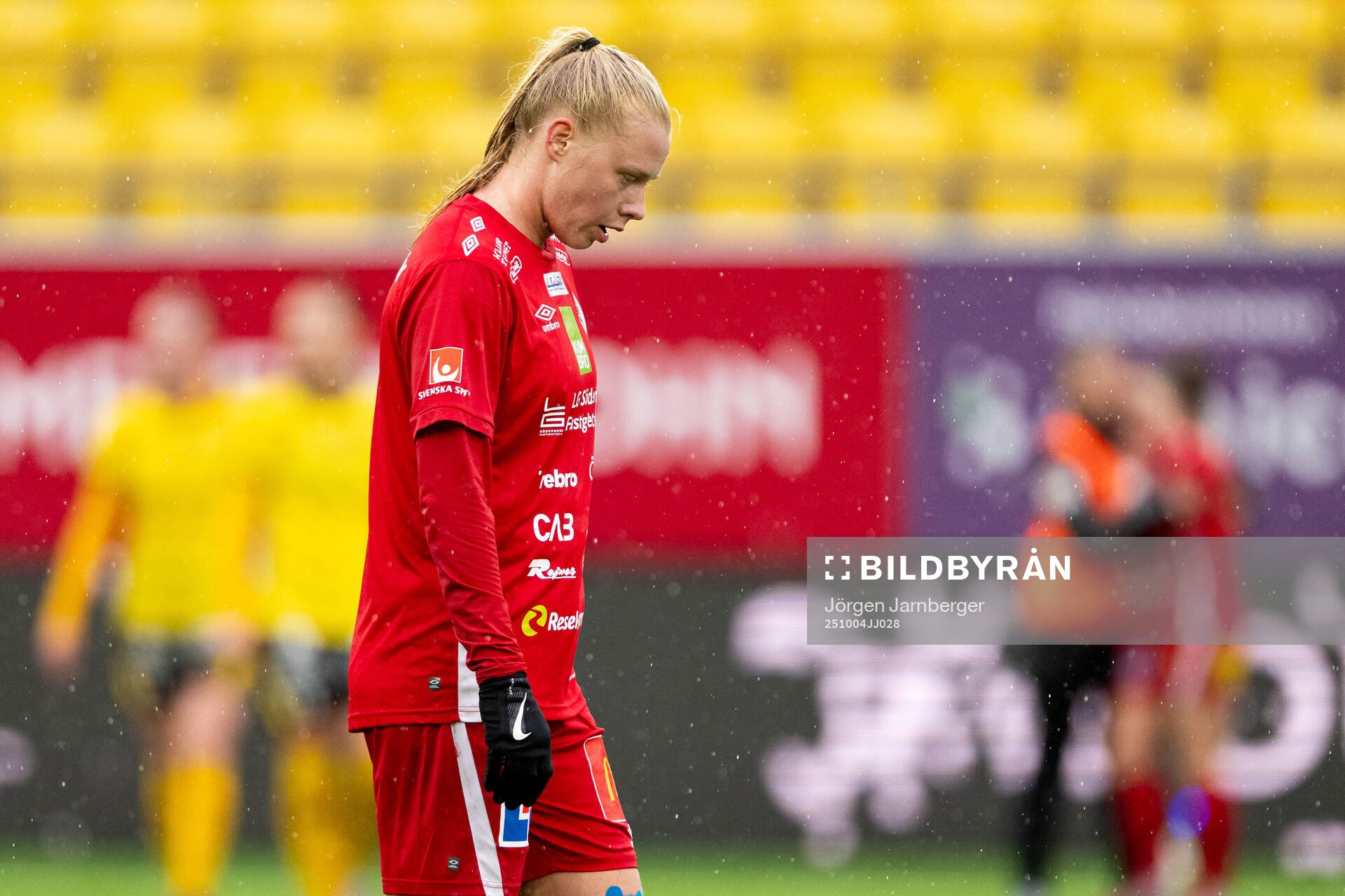 KIF Örebros Sofia Parkner deppar