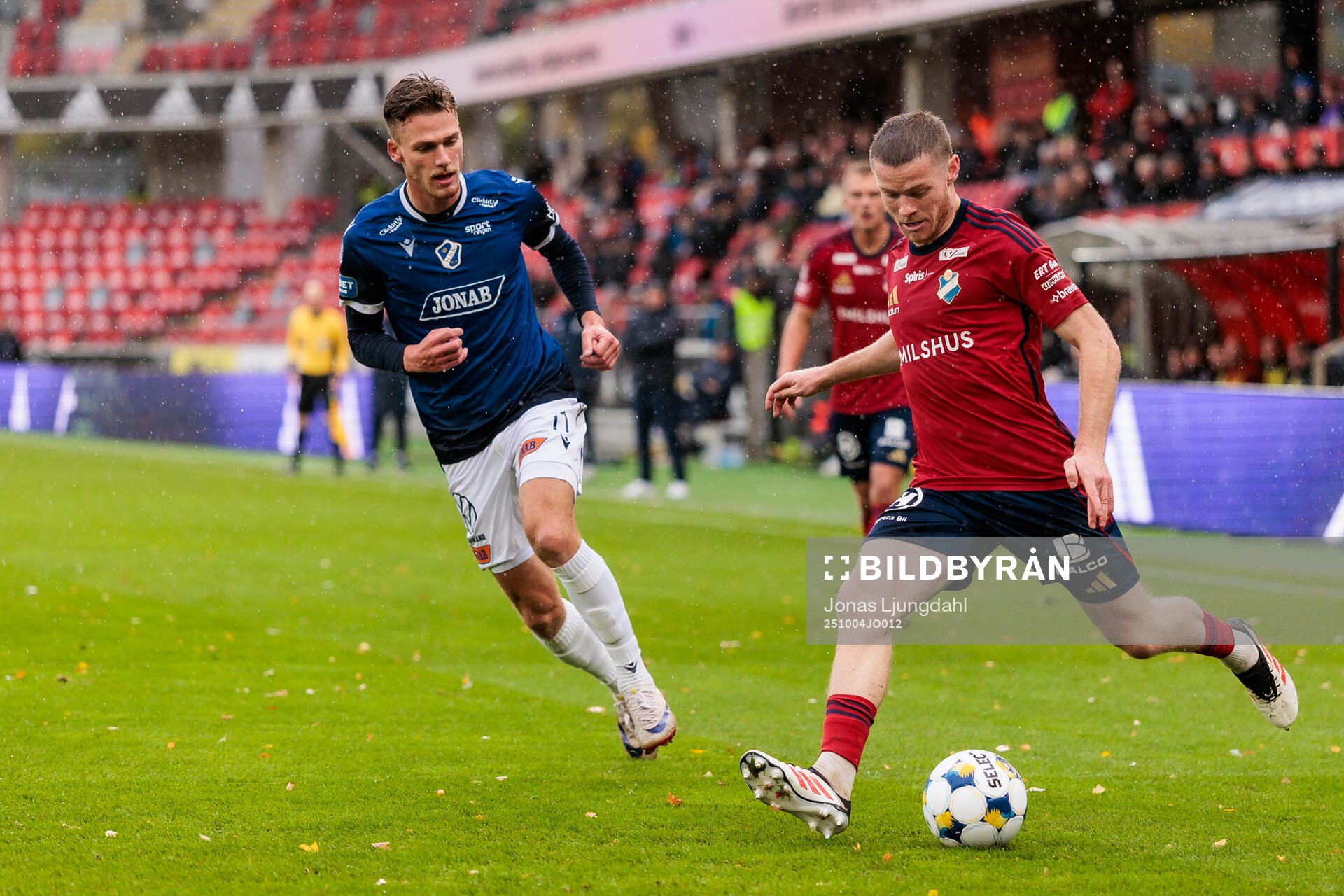 Halmstads Villiam Granath och Östers Daniel Ljung