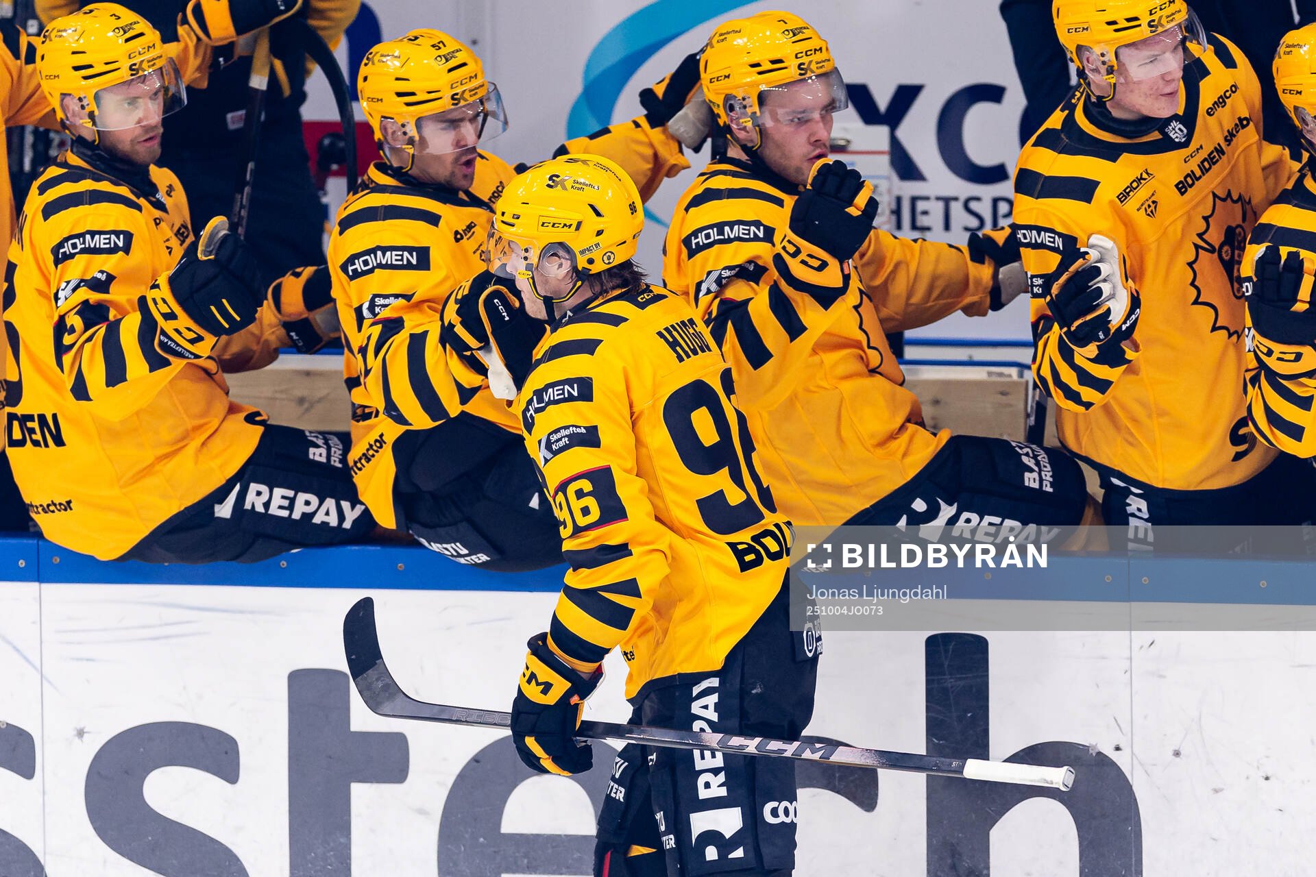 Skellefteås Rickard Hugg jublar