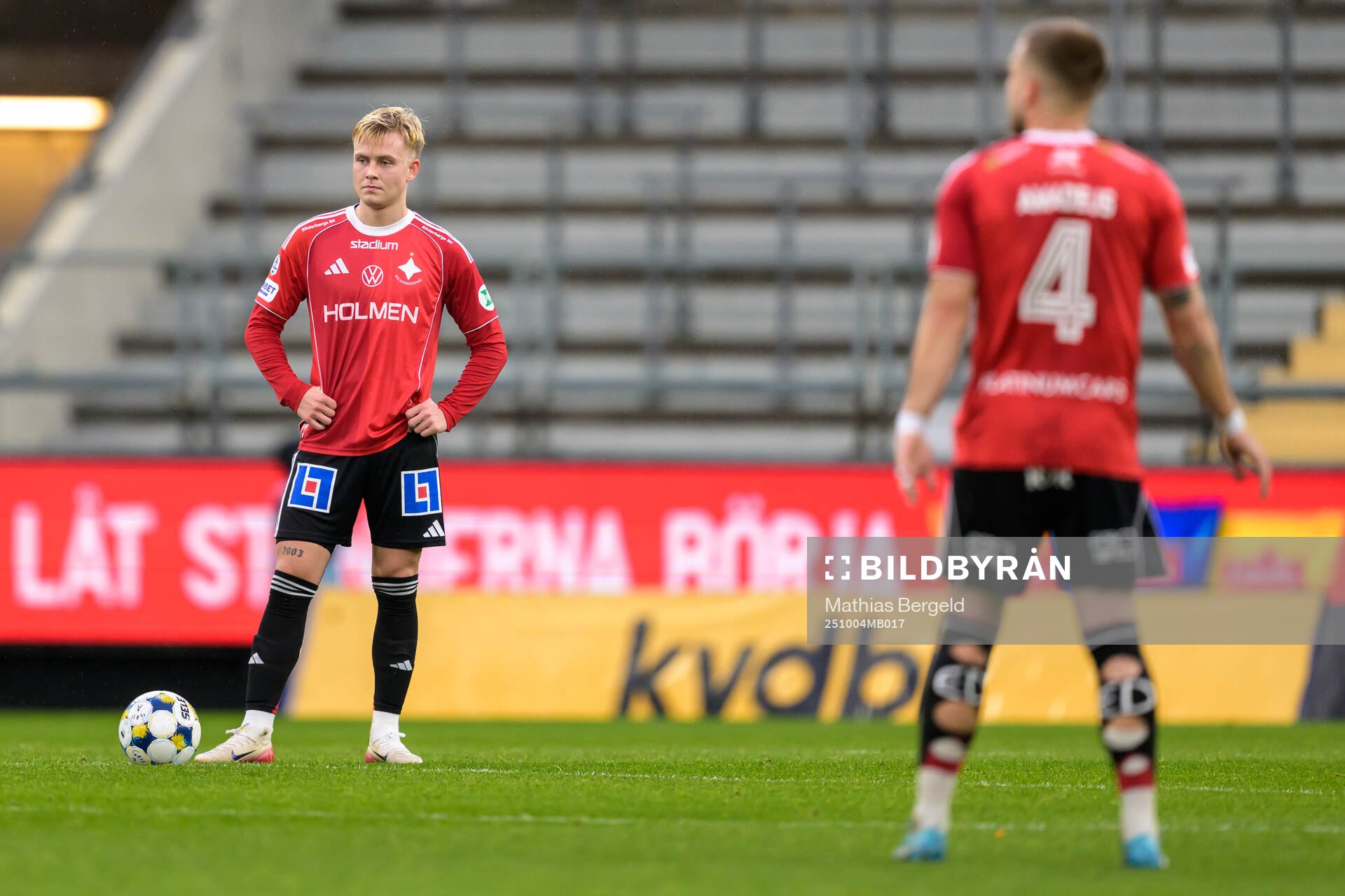 IFK Norrköpings Isak Andri Sigurgeirsson deppar