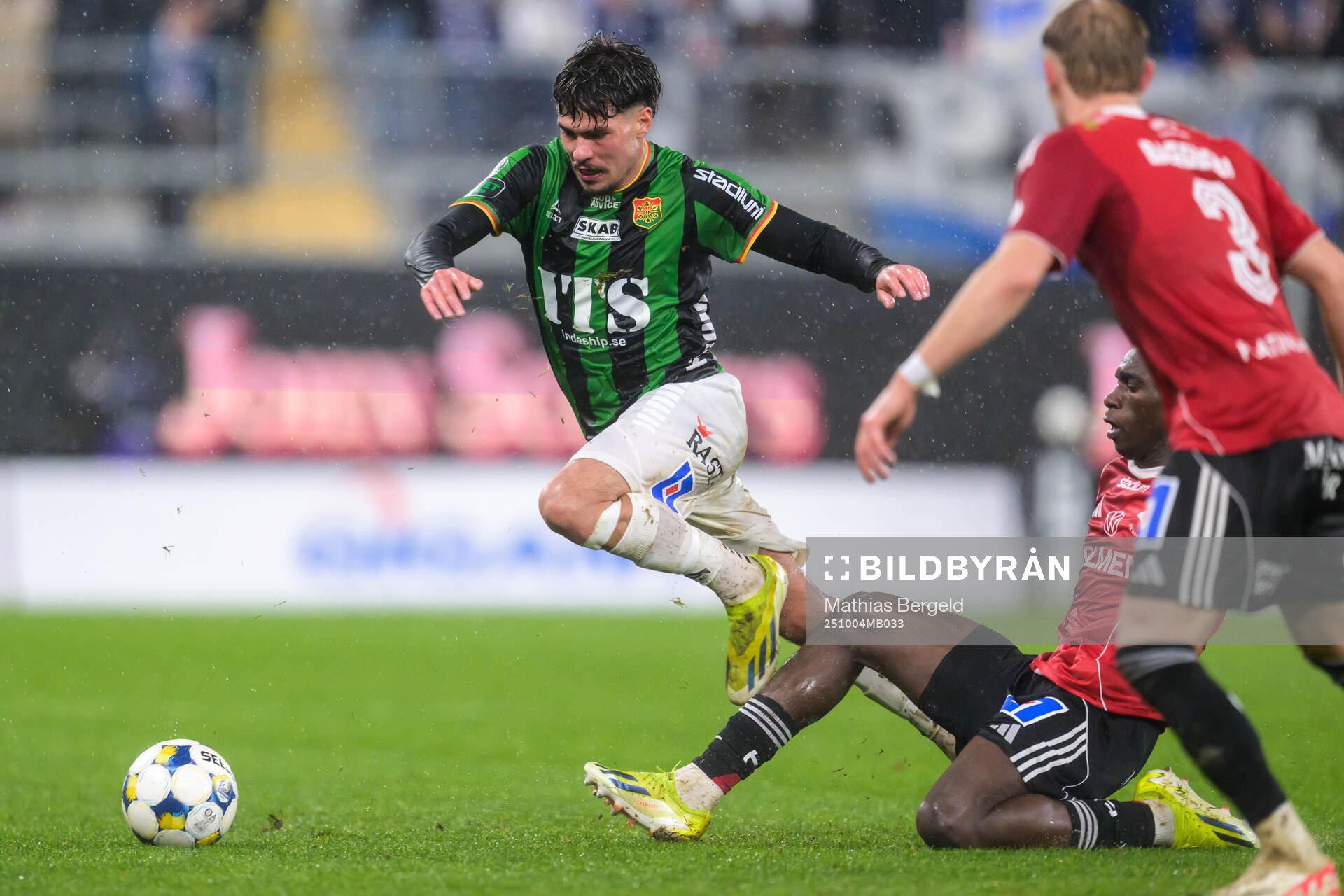 GAIS William Milovanovic och IFK Norrköpings Abdoulie Tamba