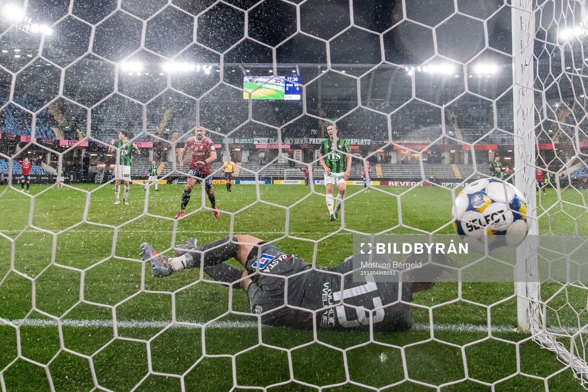 GAIS målvakt Kees Sims släpper in reduceringen till 2-1