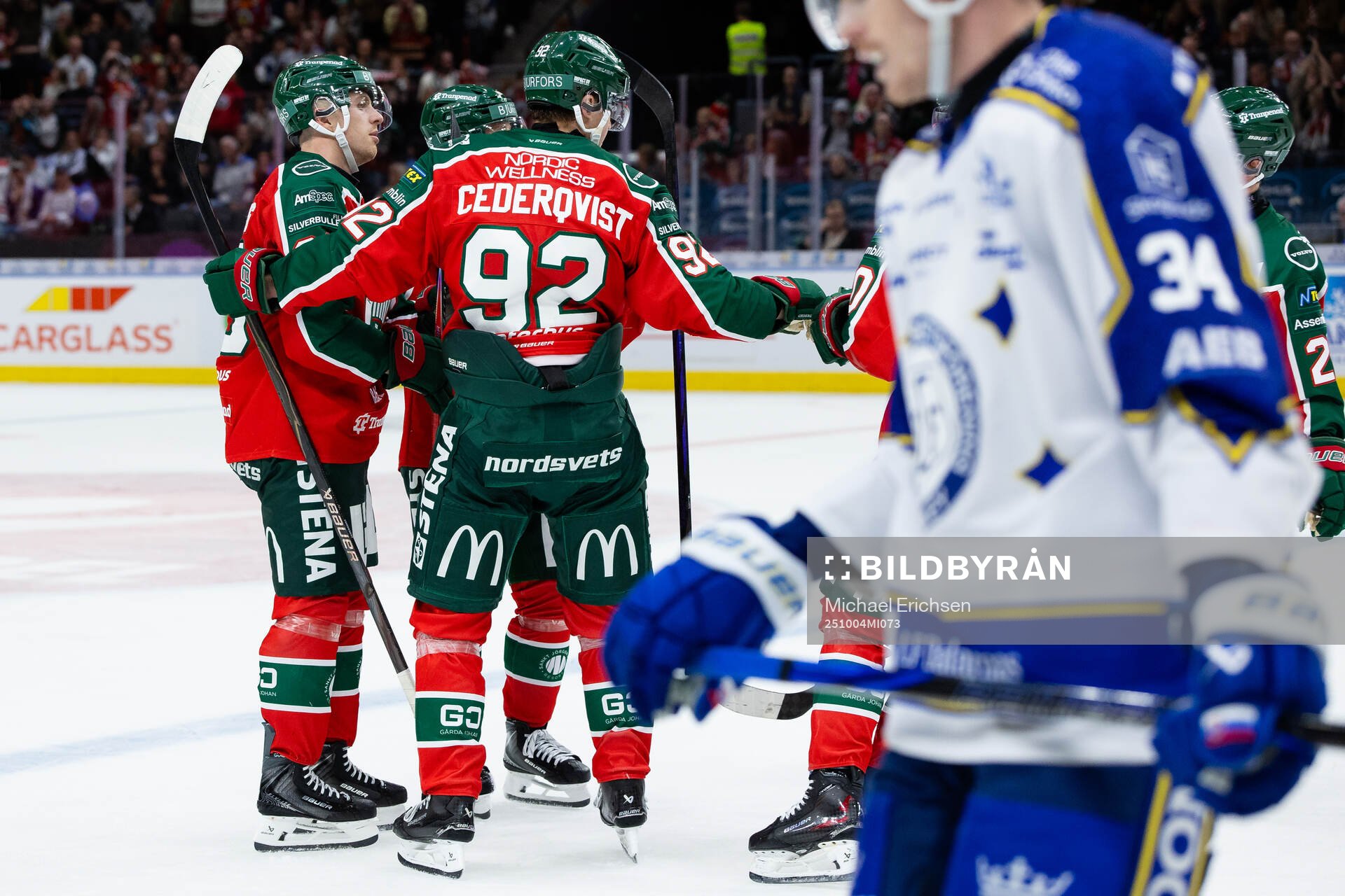 Frölundas Linus Högberg jublar