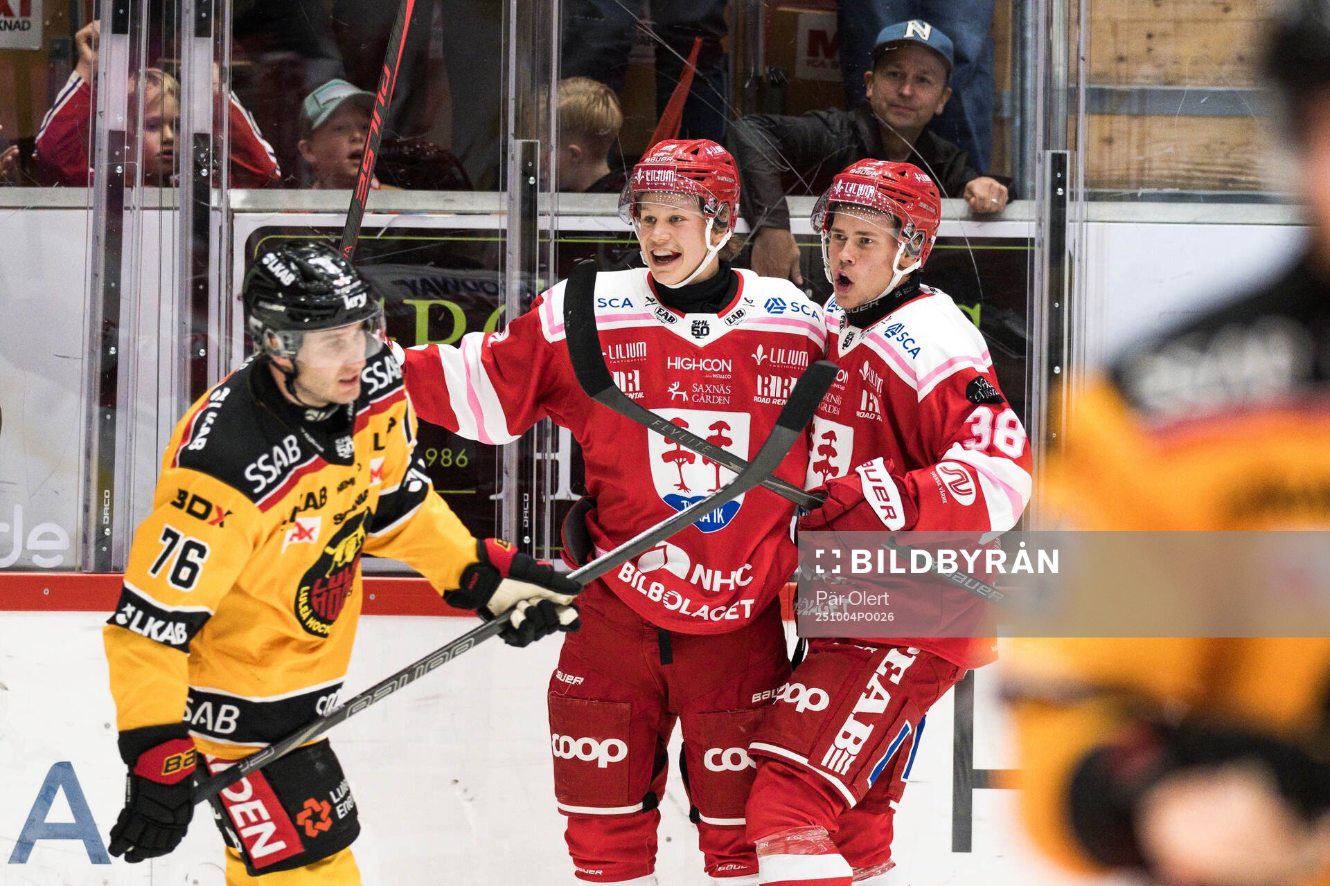 Timrås Eddie Genborg och Albin Sundin jublar