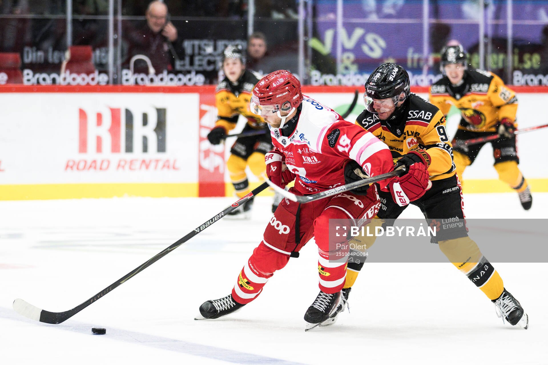 Timrås Marcus Westfält och Luleås Brian O'Neill