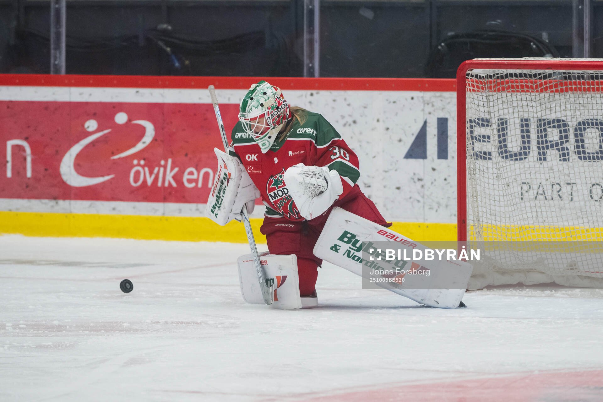 Modos målvakt Lovisa Persson